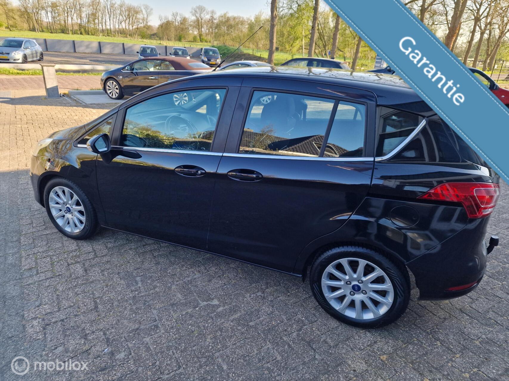Foto van Ford B-max