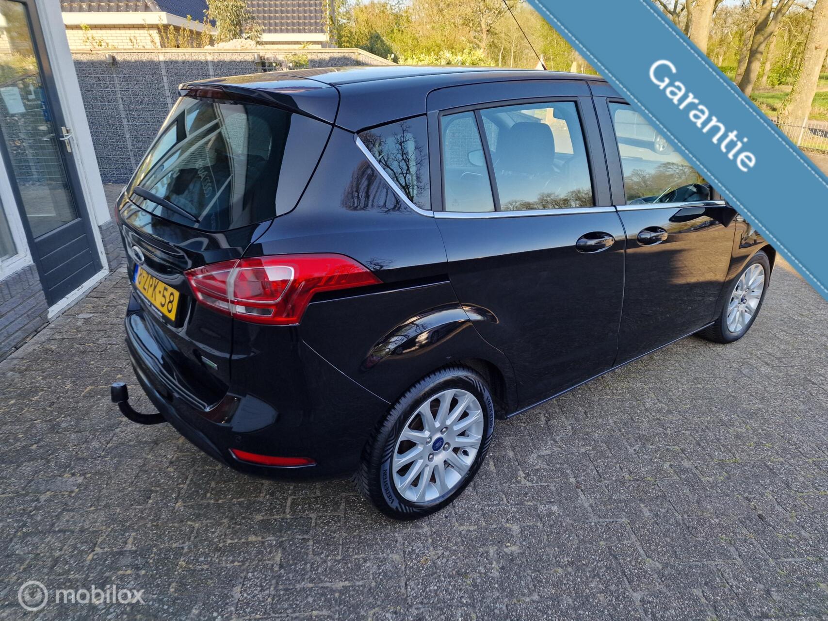 Foto van Ford B-max