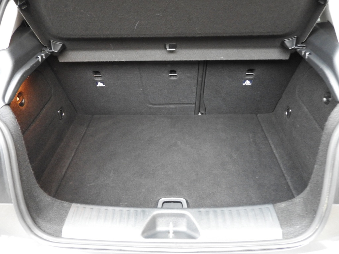 Foto van Mercedes-Benz A 200