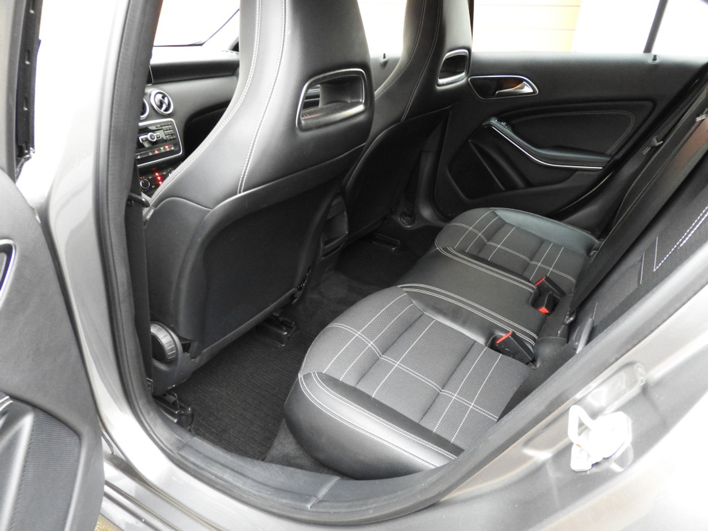 Foto van Mercedes-Benz A 200