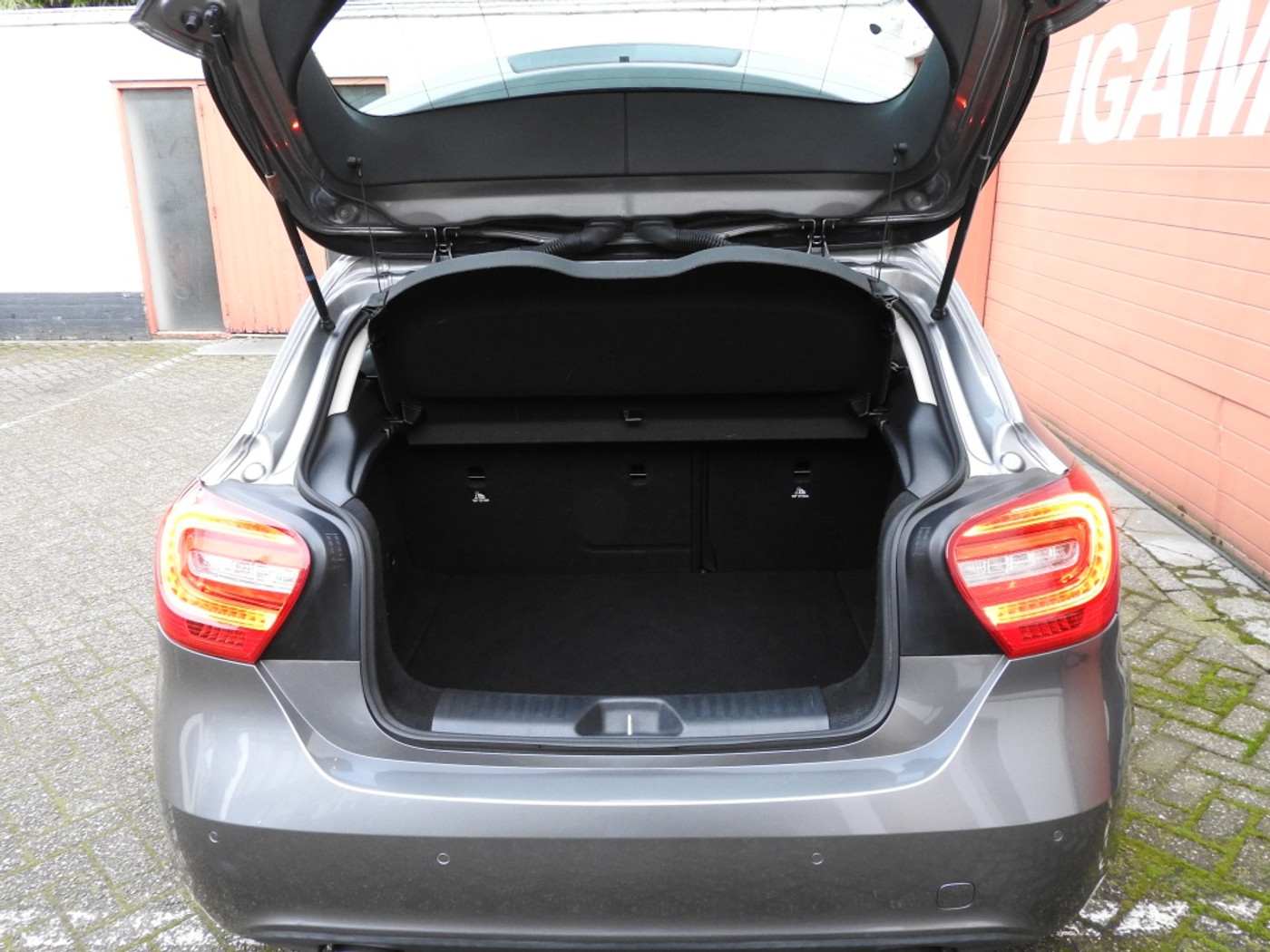Foto van Mercedes-Benz A 200