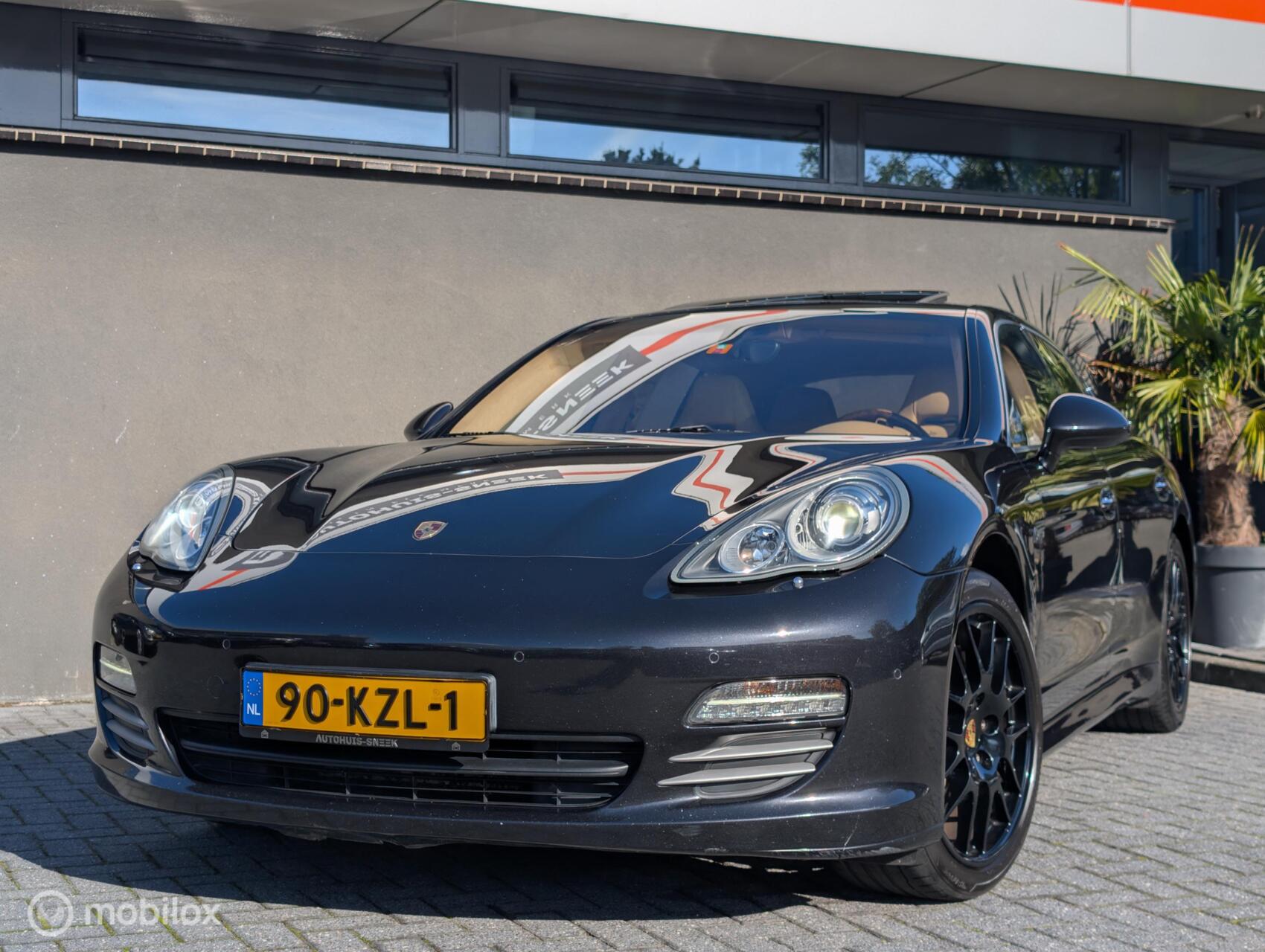 Foto van Porsche Panamera 4s
