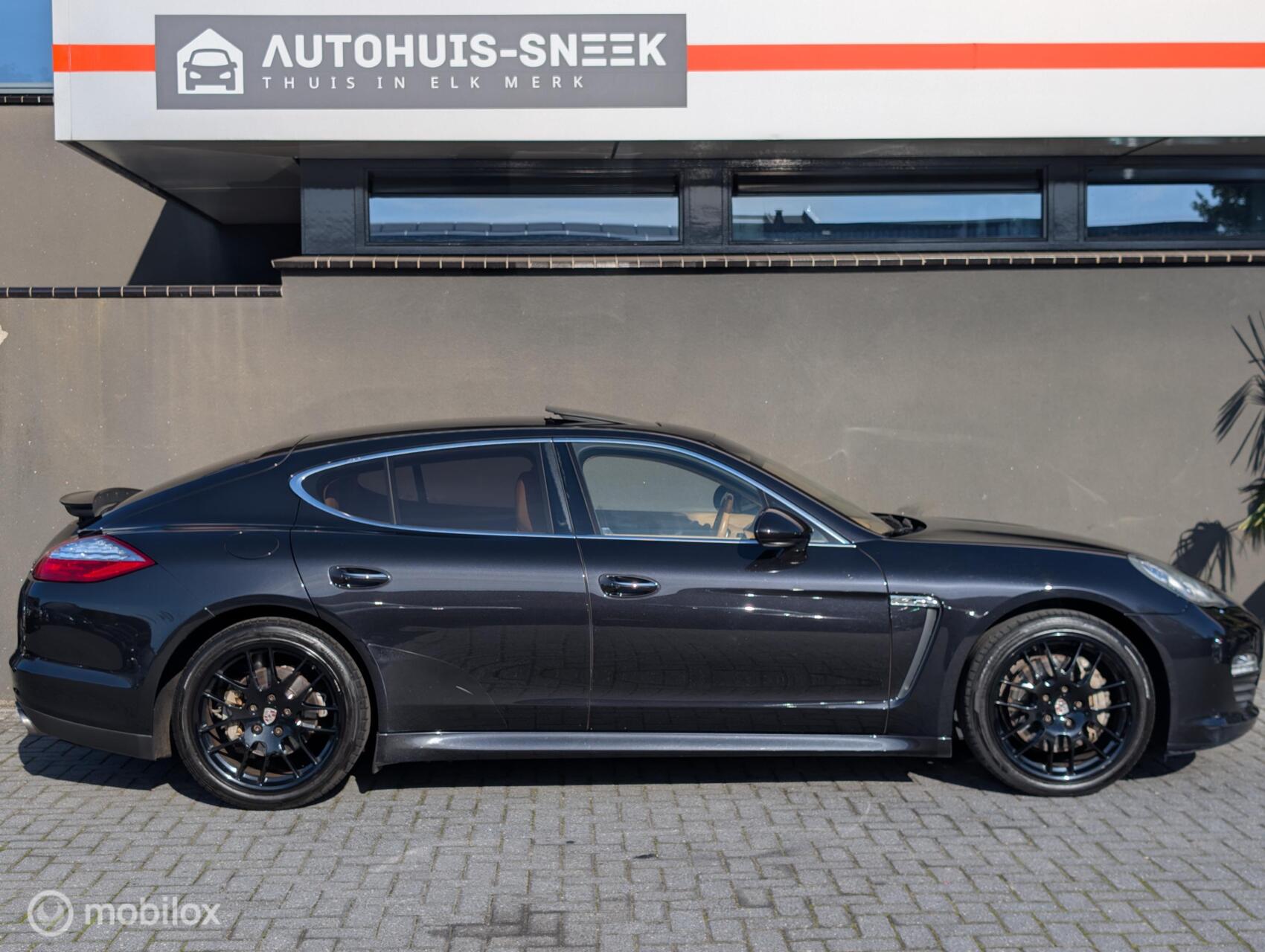 Foto van Porsche Panamera 4s