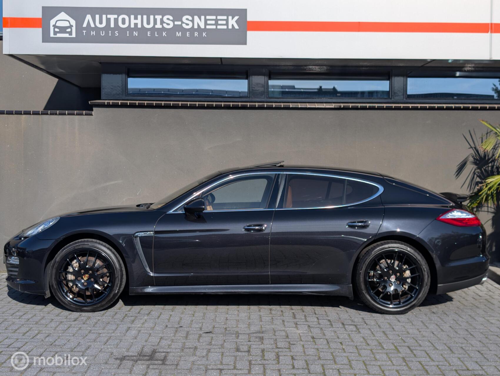 Foto van Porsche Panamera 4s