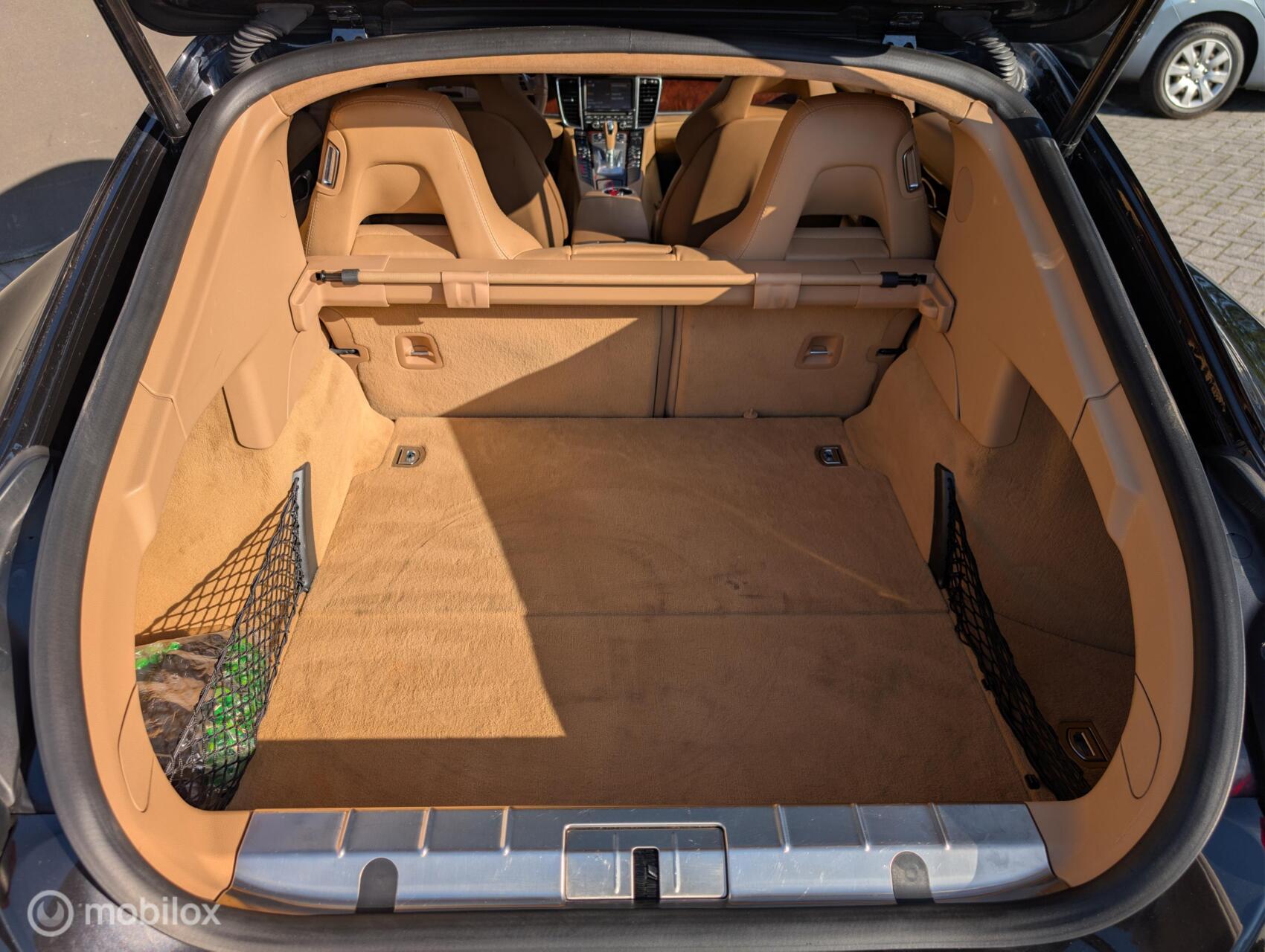 Foto van Porsche Panamera 4s