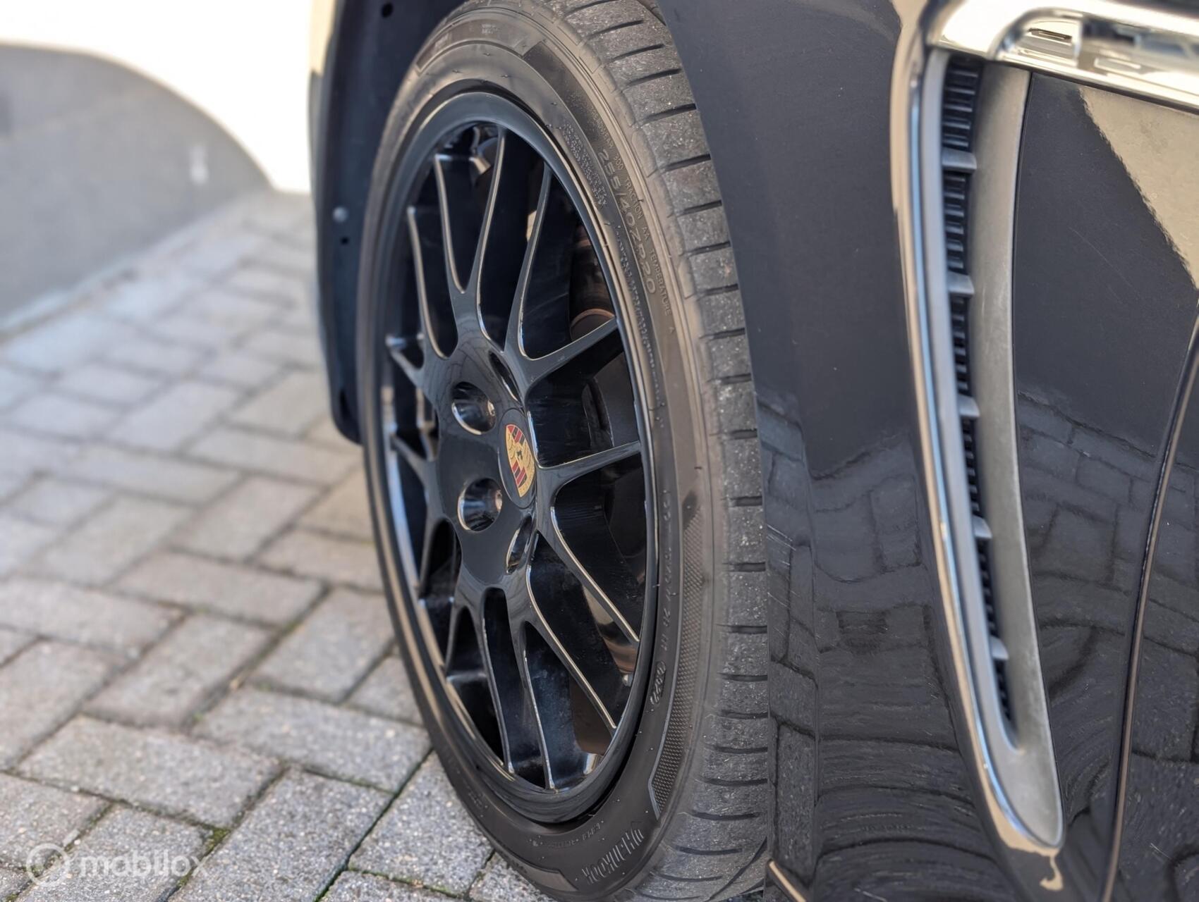 Foto van Porsche Panamera 4s