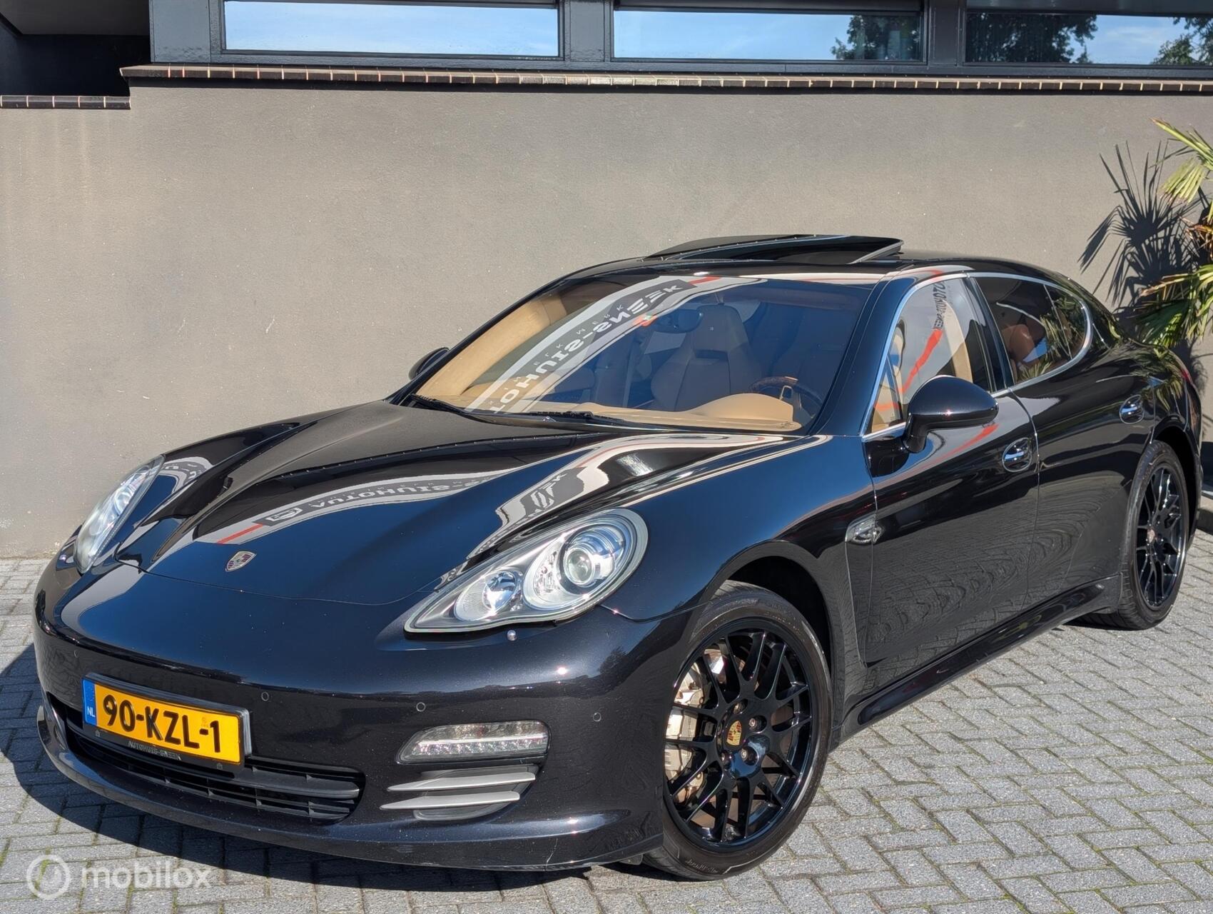 Foto van Porsche Panamera 4s