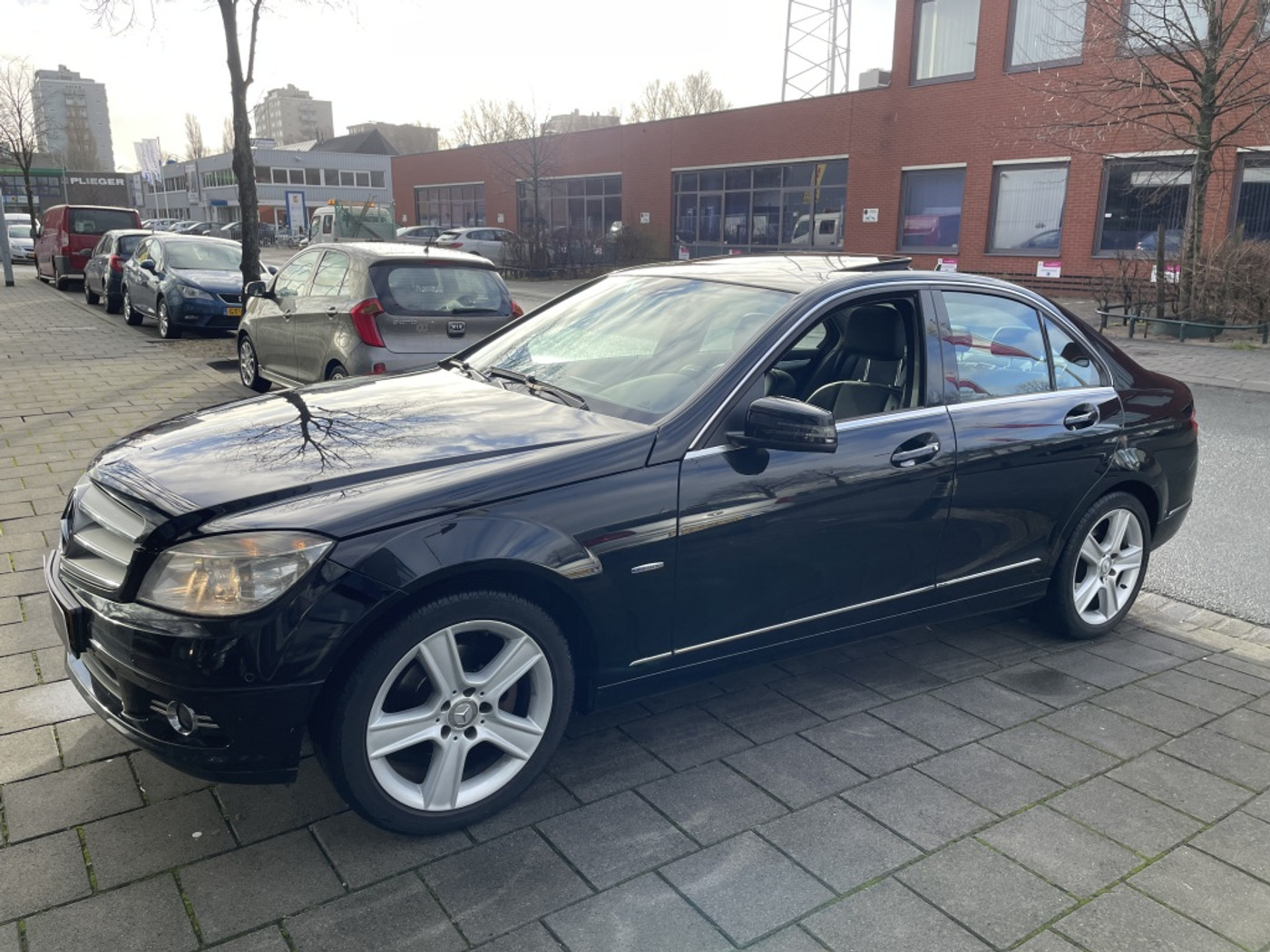 Foto van Mercedes-Benz C 180 Kompressor