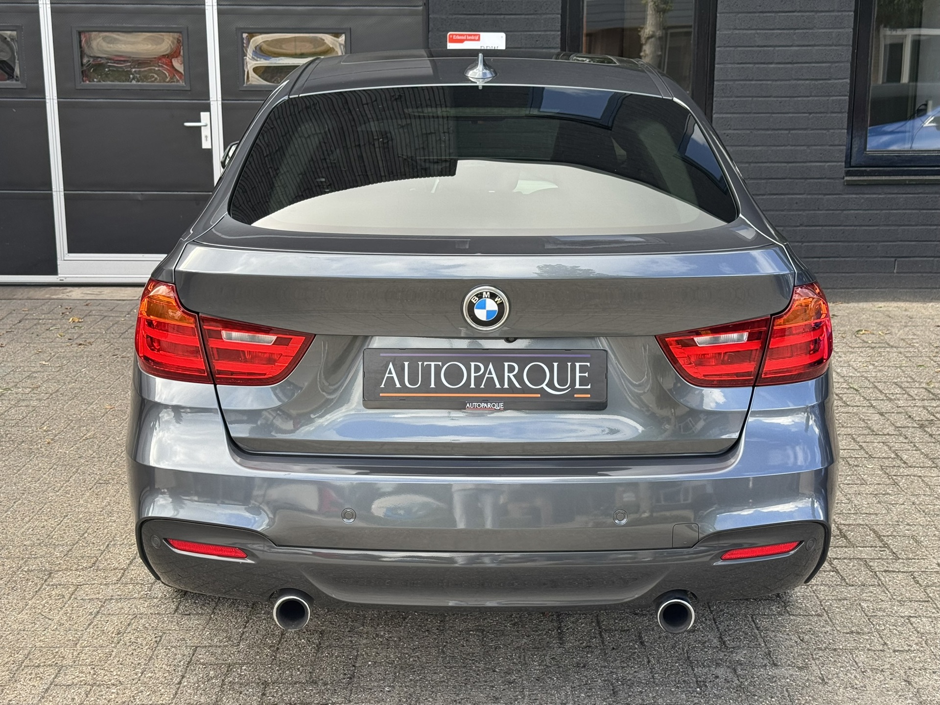 Foto van BMW 335i xDrive