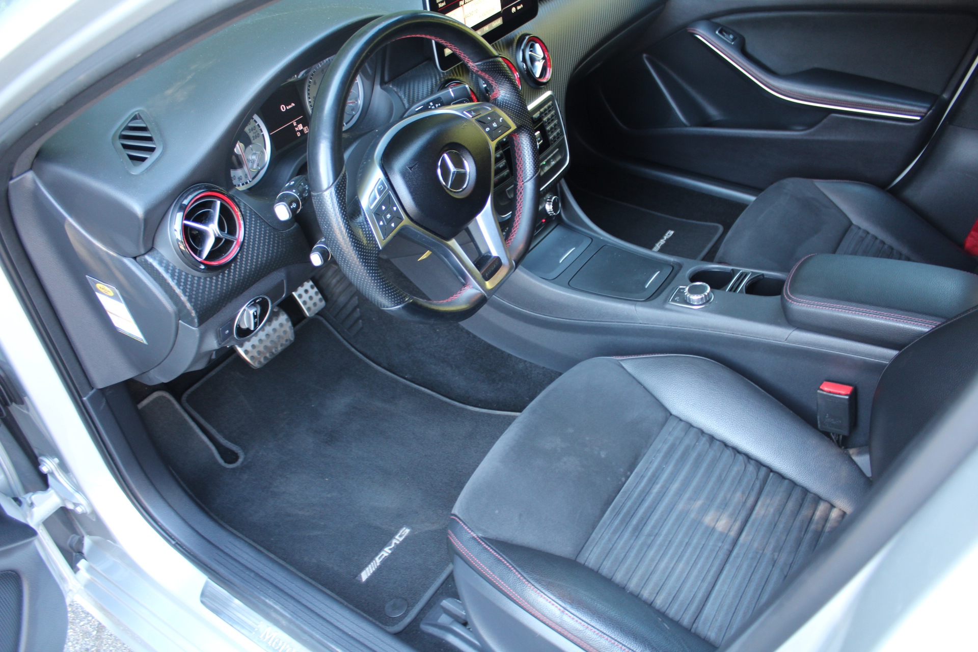 Foto van Mercedes-Benz A 250