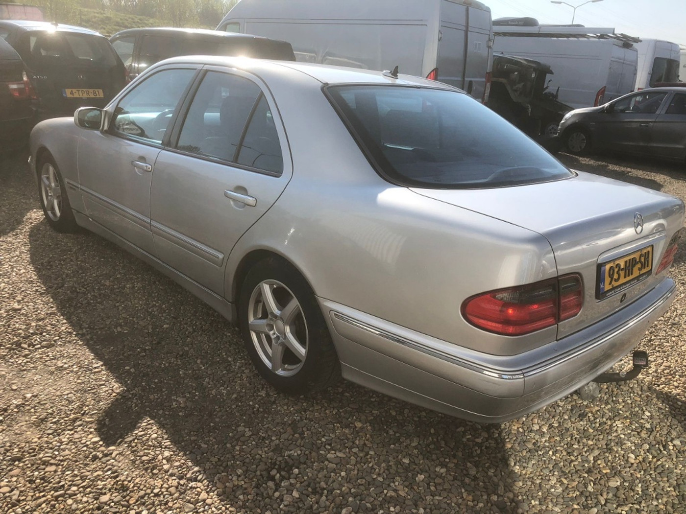 Foto van Mercedes-Benz E 240