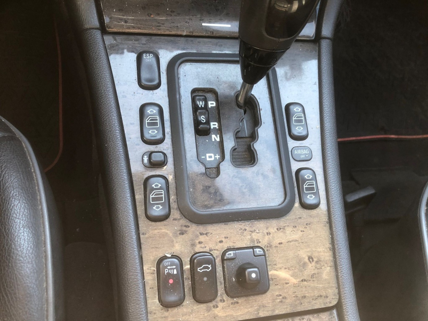 Foto van Mercedes-Benz E 240