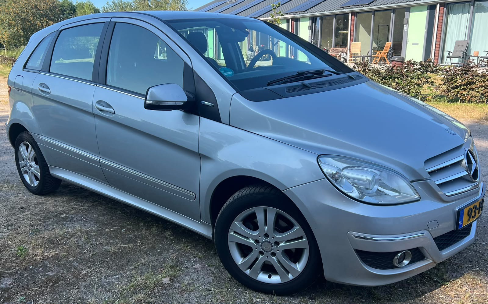 Foto van Mercedes-Benz B 180 NGT