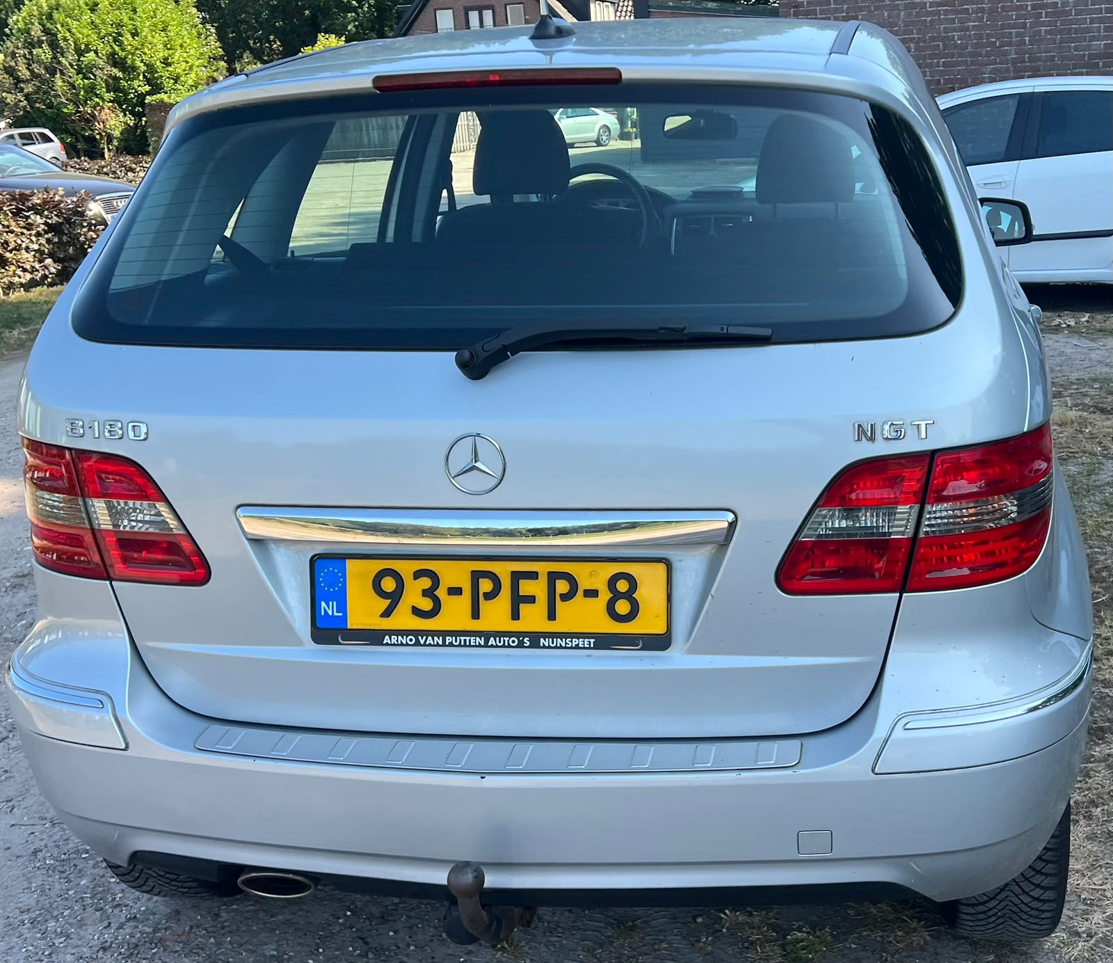 Foto van Mercedes-Benz B 180 NGT