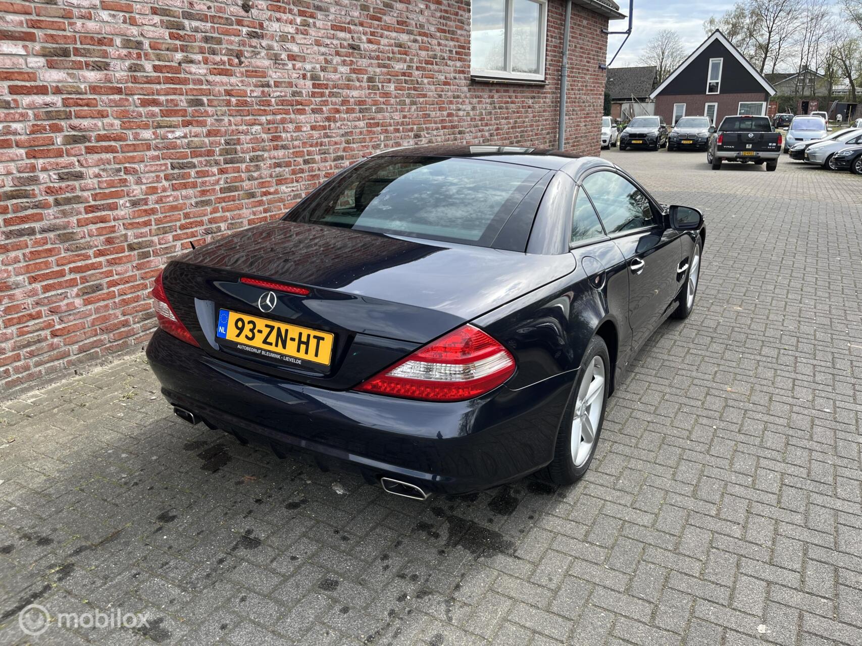 Foto van Mercedes-Benz SL 280