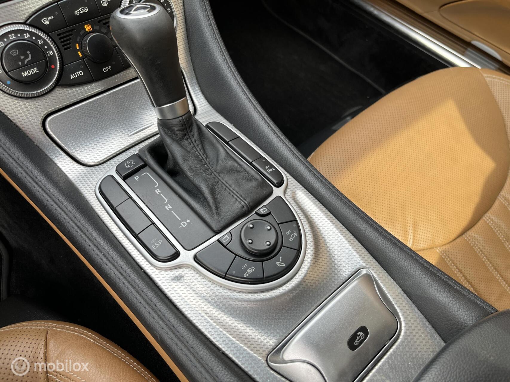 Foto van Mercedes-Benz SL 280