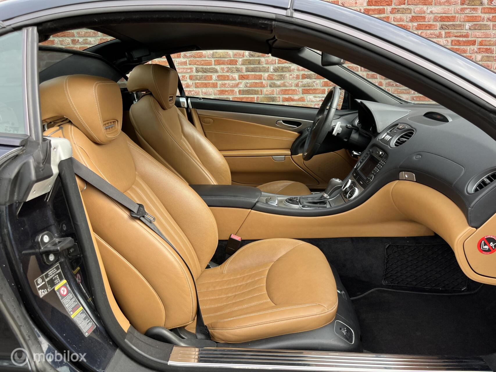 Foto van Mercedes-Benz SL 280
