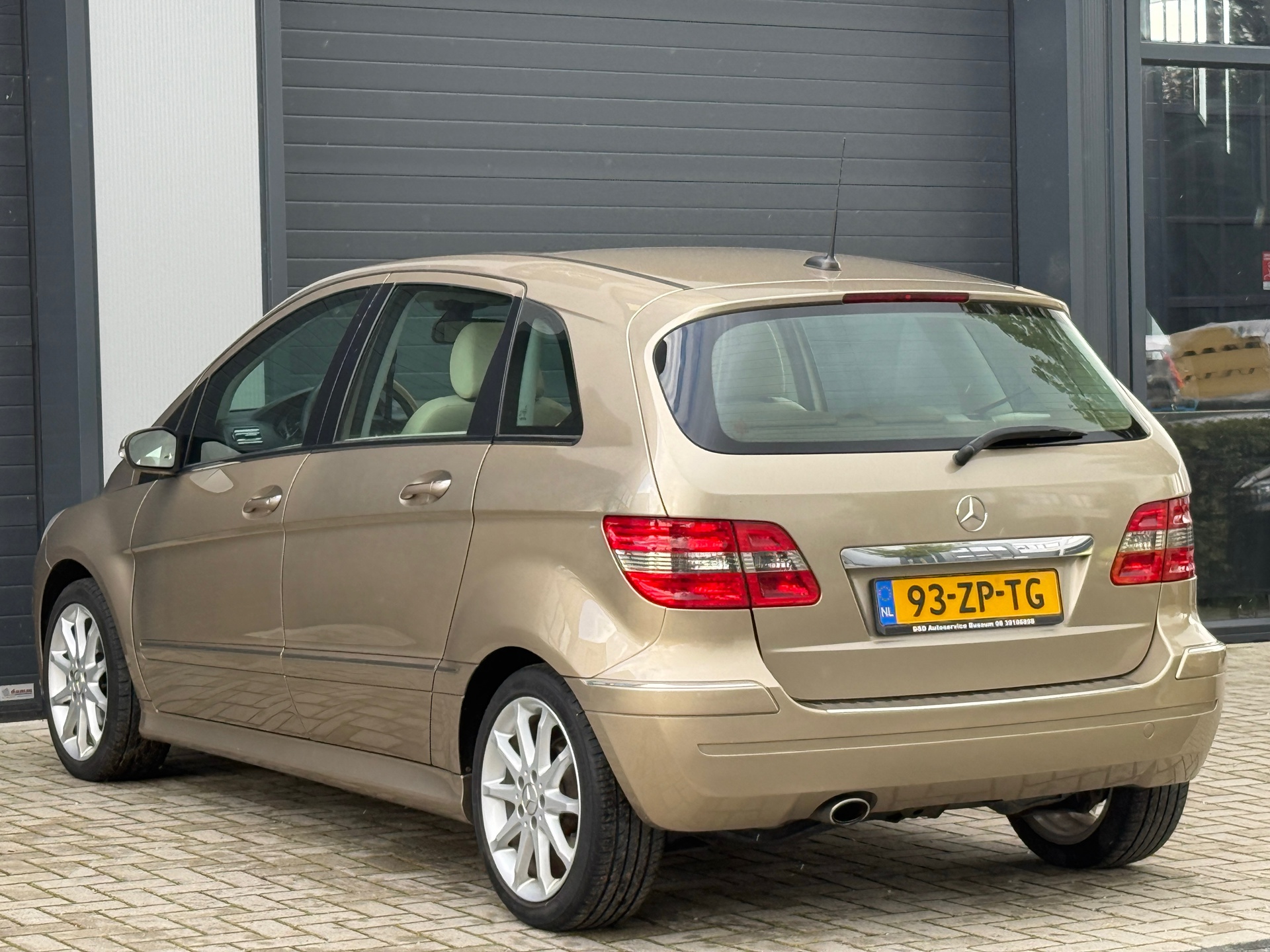 Foto van Mercedes-Benz B 170