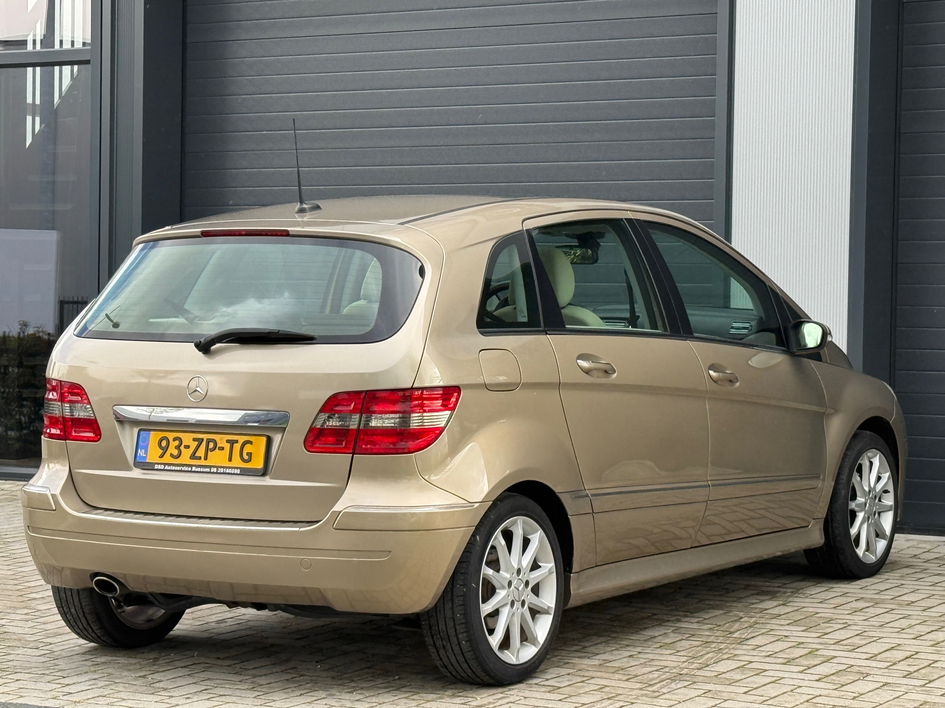 Foto van Mercedes-Benz B 170