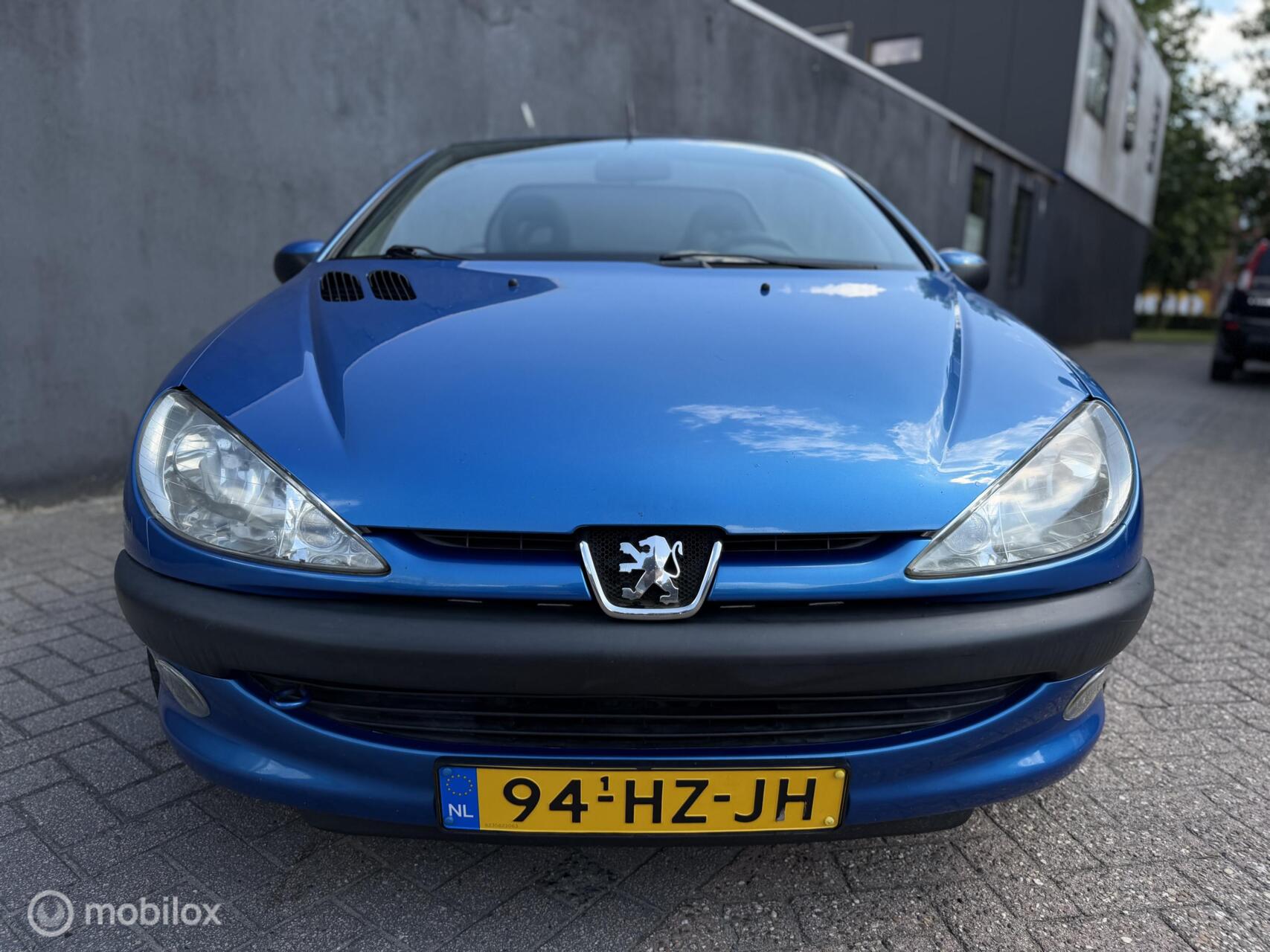 Foto van Peugeot 206 CC