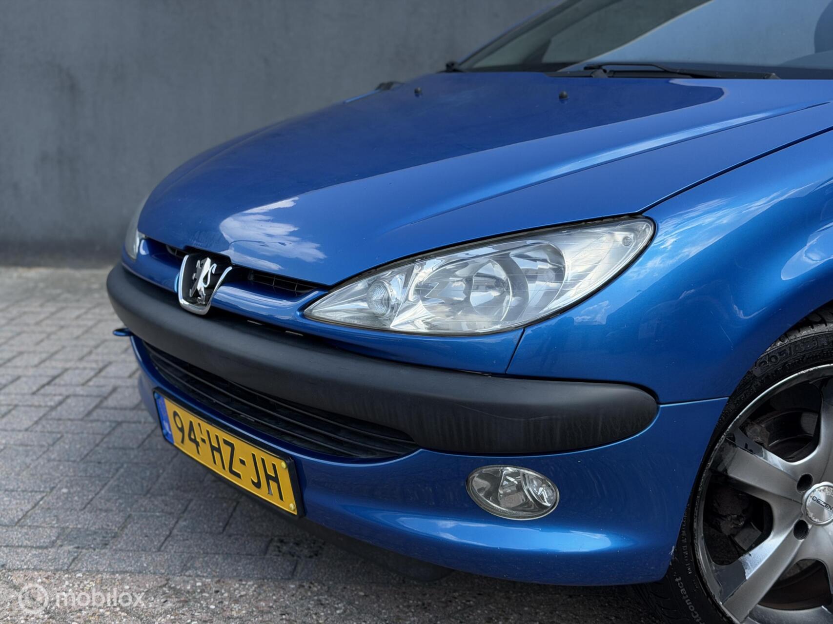 Foto van Peugeot 206 CC