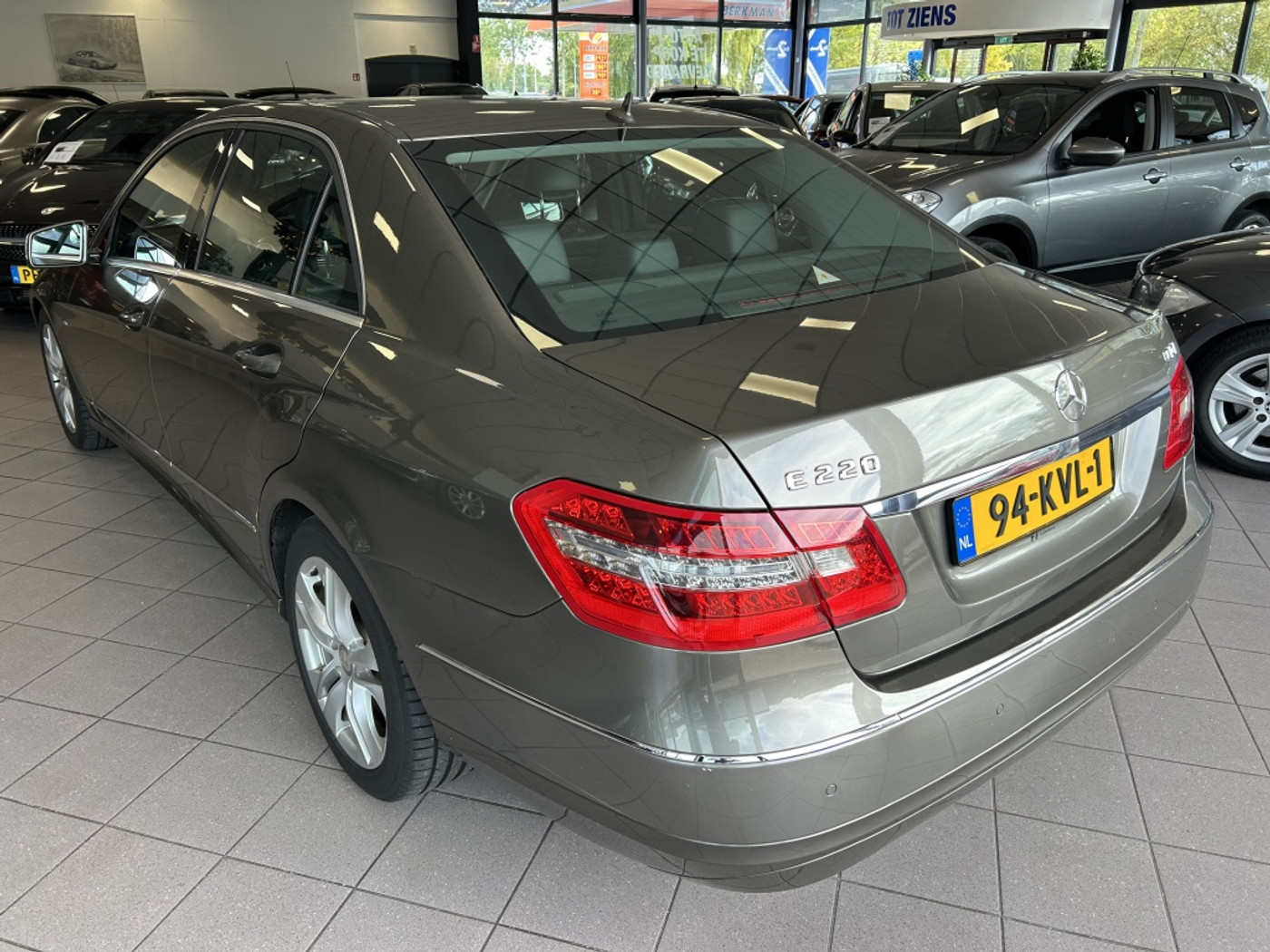 Foto van Mercedes-Benz E 220 CDI