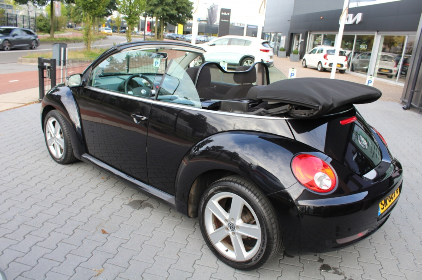 Foto van Volkswagen New Beetle Cabriolet