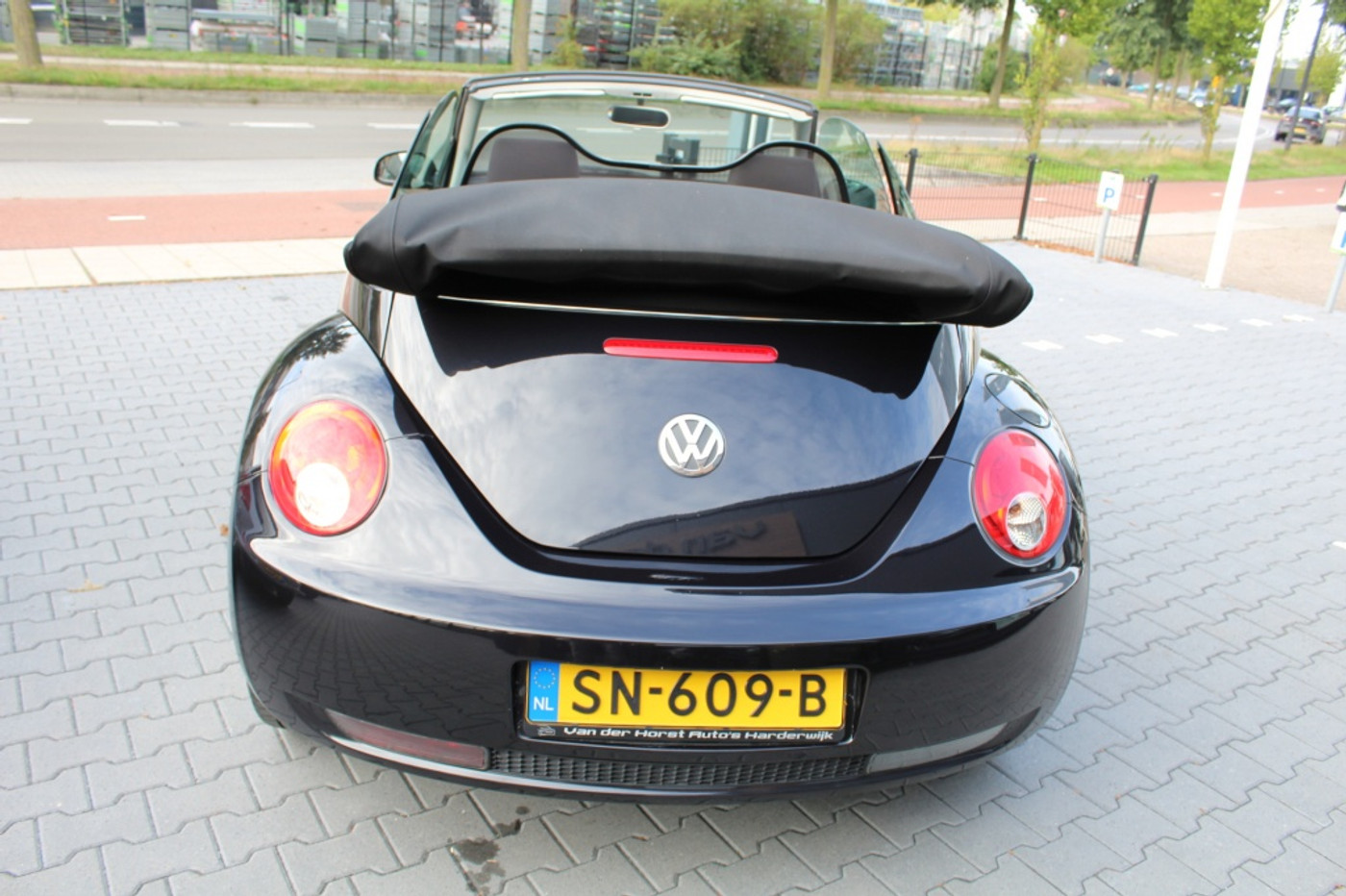 Foto van Volkswagen New Beetle Cabriolet