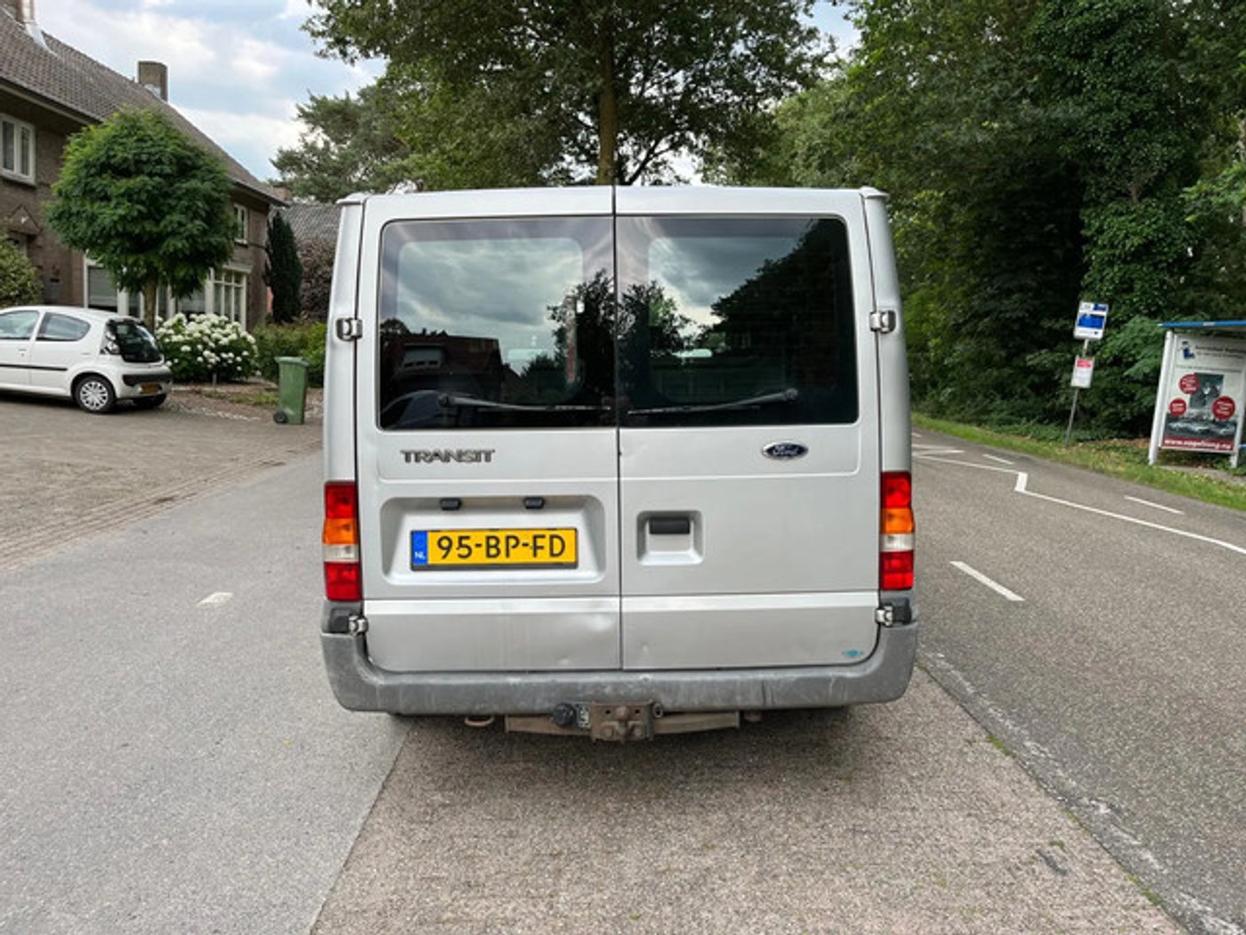 Foto van Ford Transit 260s FD DC 125 LR 4,23