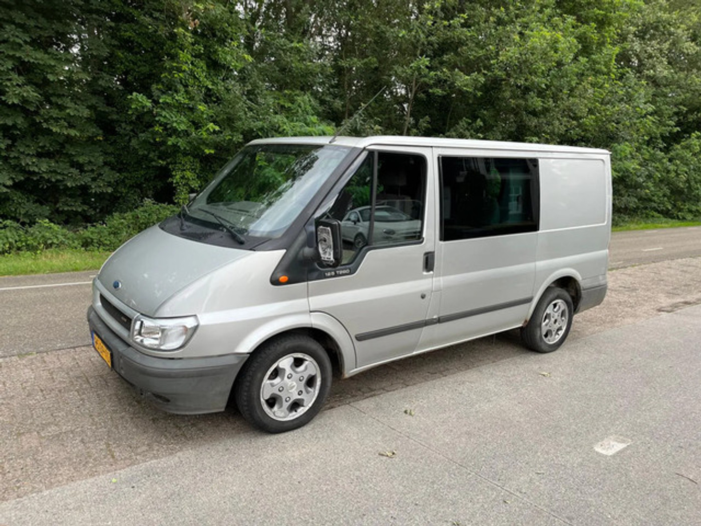 Ford Transit 260s FD DC 125 LR 4,23 260S 2.0TDCi COOL EDITION 2004 - voorkant