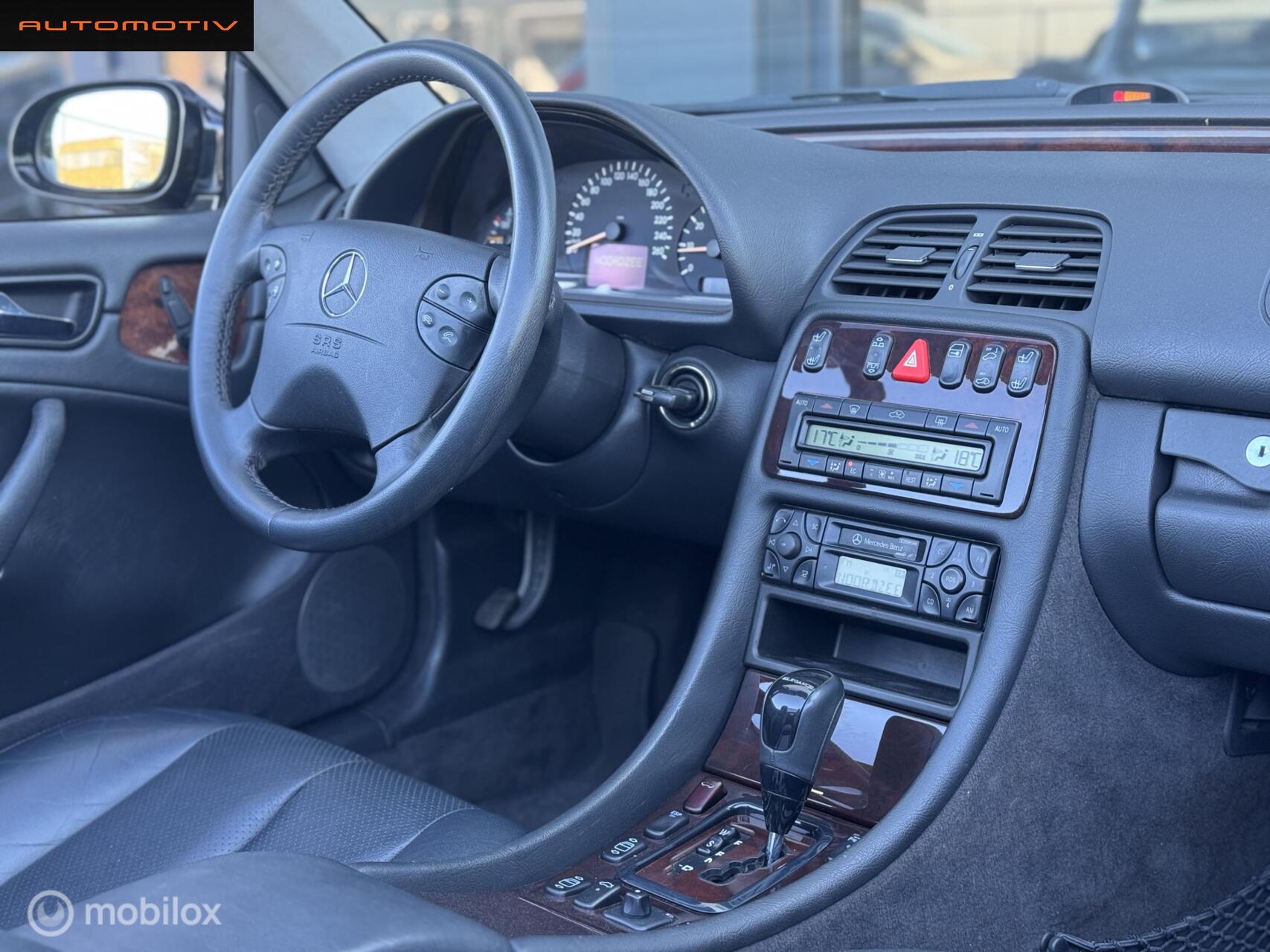 Foto van Mercedes-Benz CLK 200 Kompressor