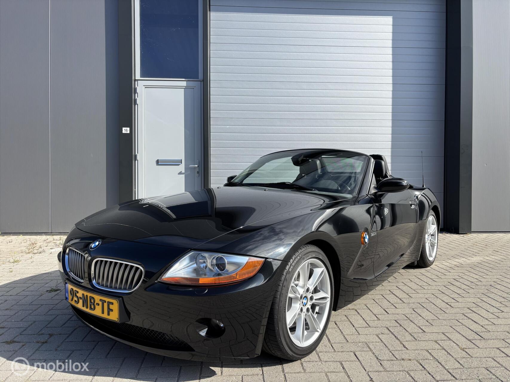 BMW Z Reihe 3.0i 2003 - voorkant