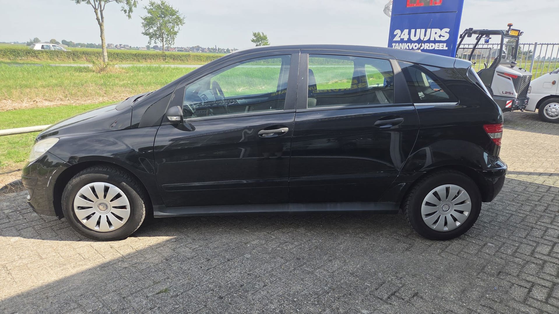 Foto van Mercedes-Benz B 170