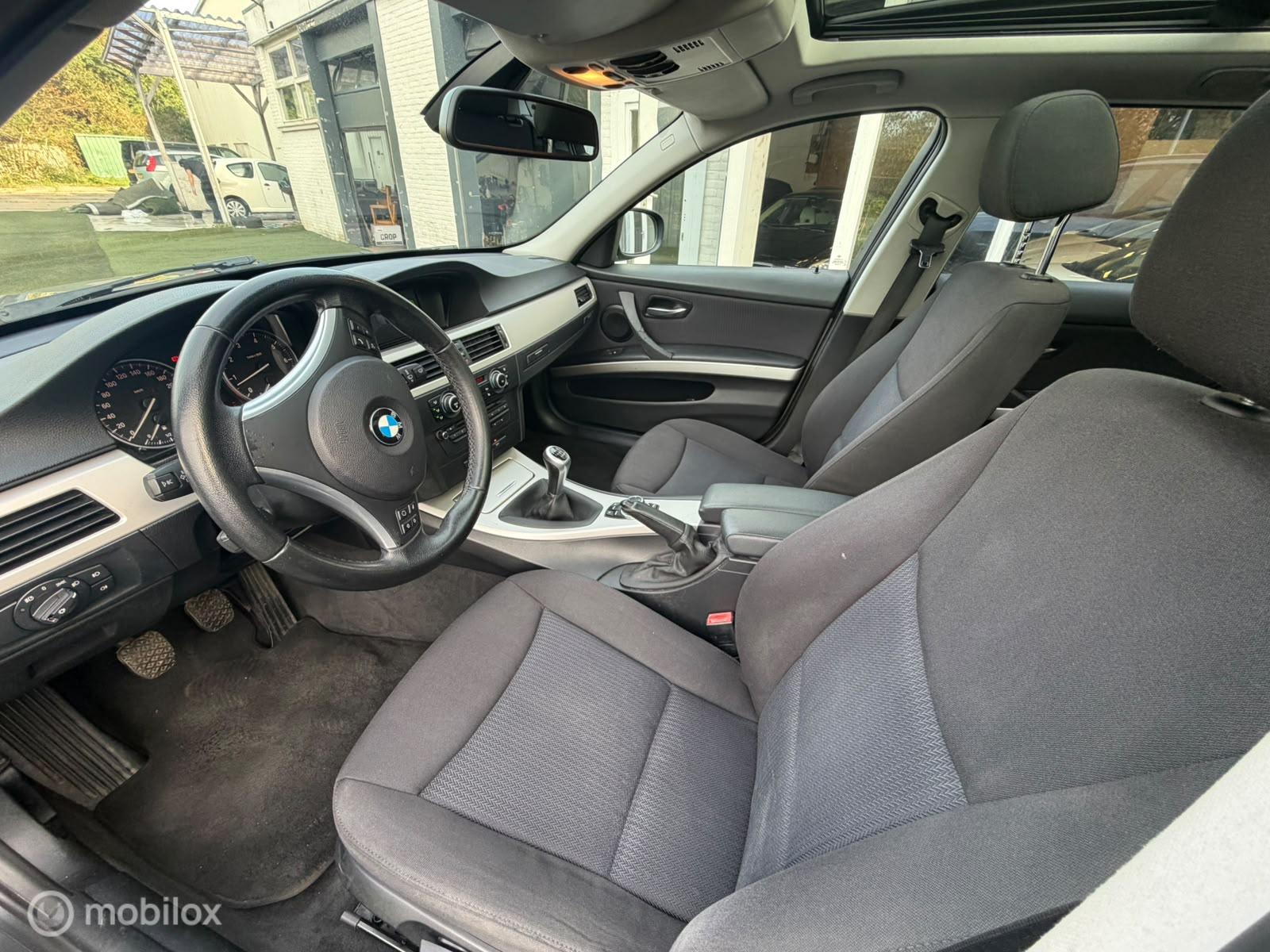 Foto van BMW 318i