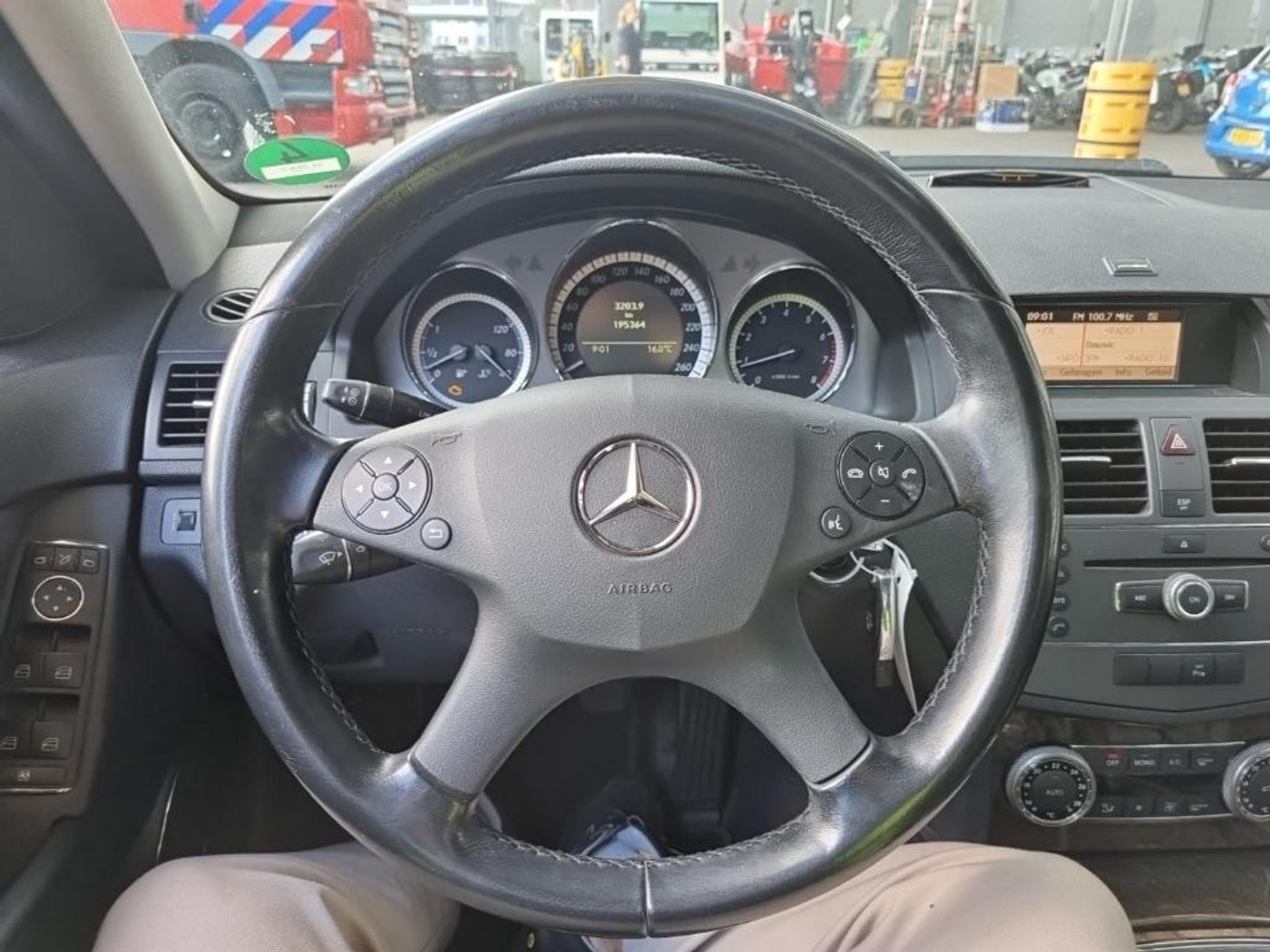 Foto van Mercedes-Benz C 180 Kompressor