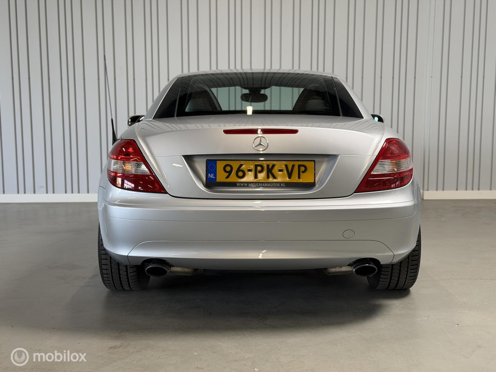 Foto van Mercedes-Benz SLK 200 Kompressor