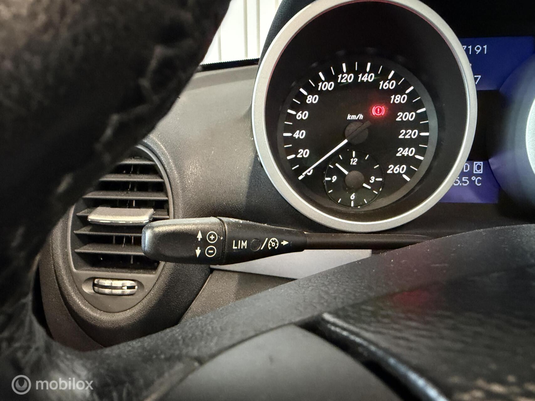 Foto van Mercedes-Benz SLK 200 Kompressor