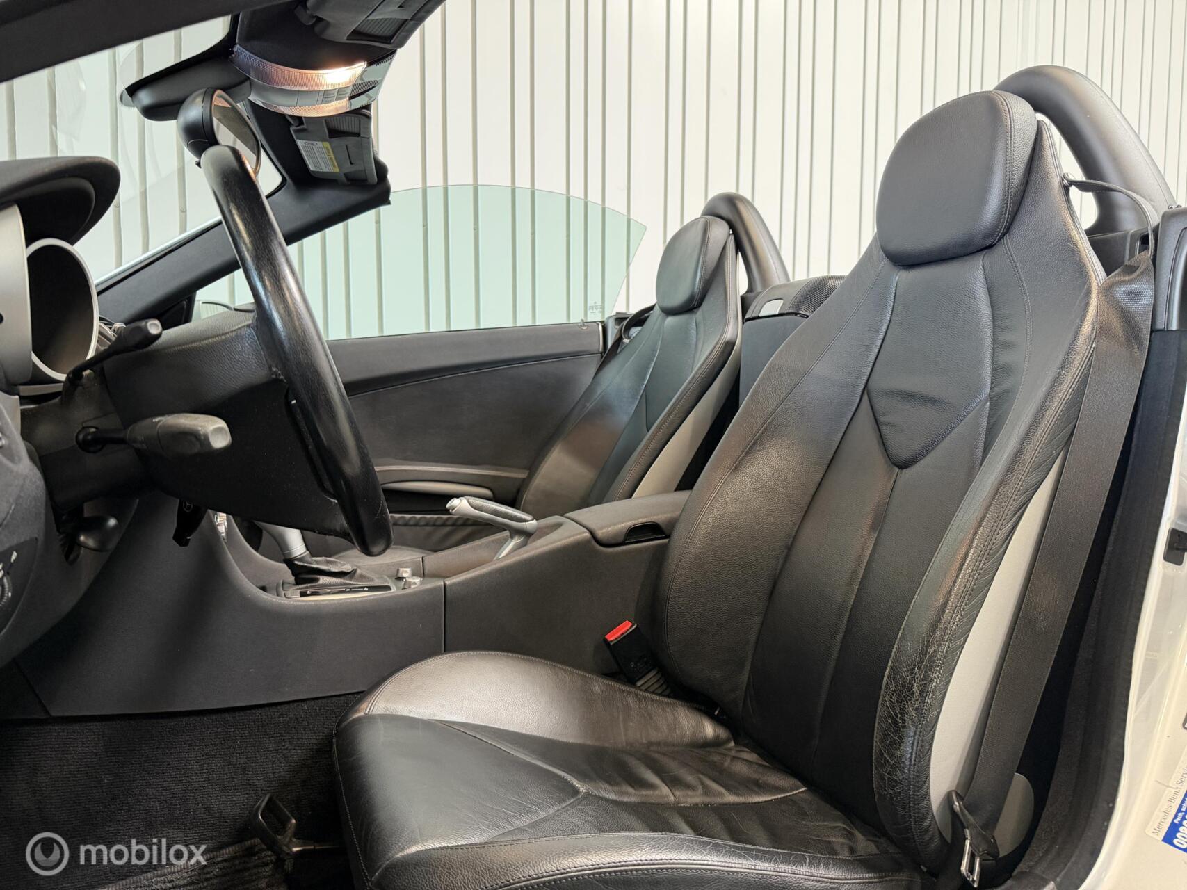 Foto van Mercedes-Benz SLK 200 Kompressor