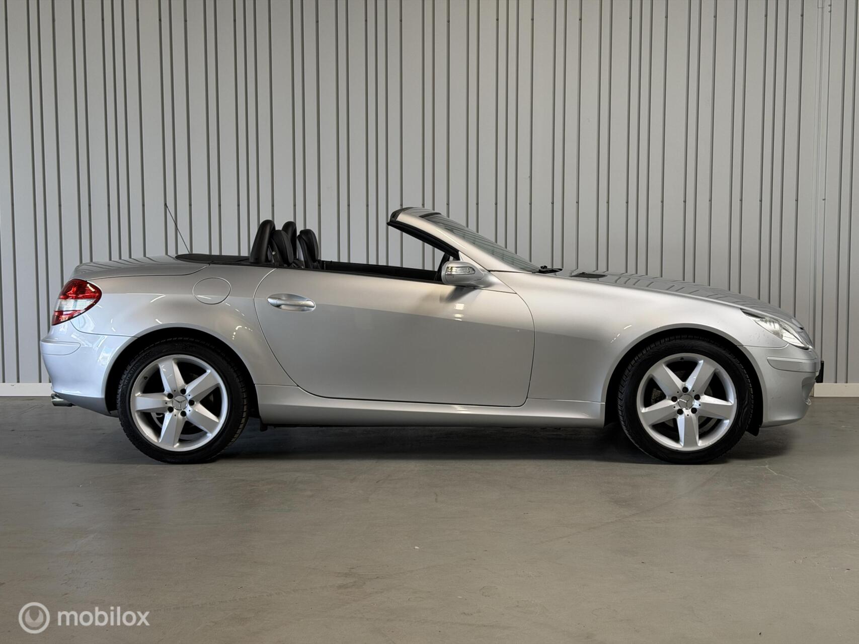 Foto van Mercedes-Benz SLK 200 Kompressor