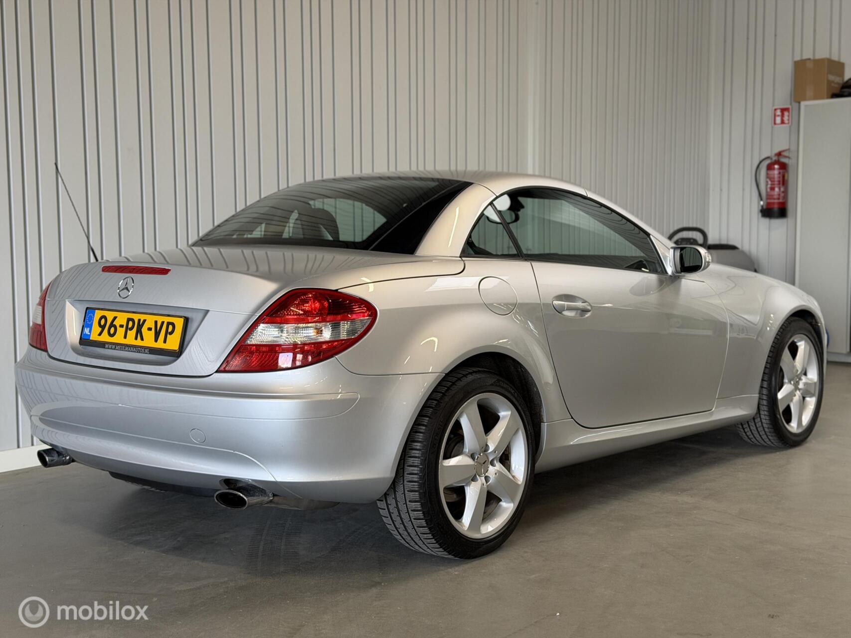 Foto van Mercedes-Benz SLK 200 Kompressor