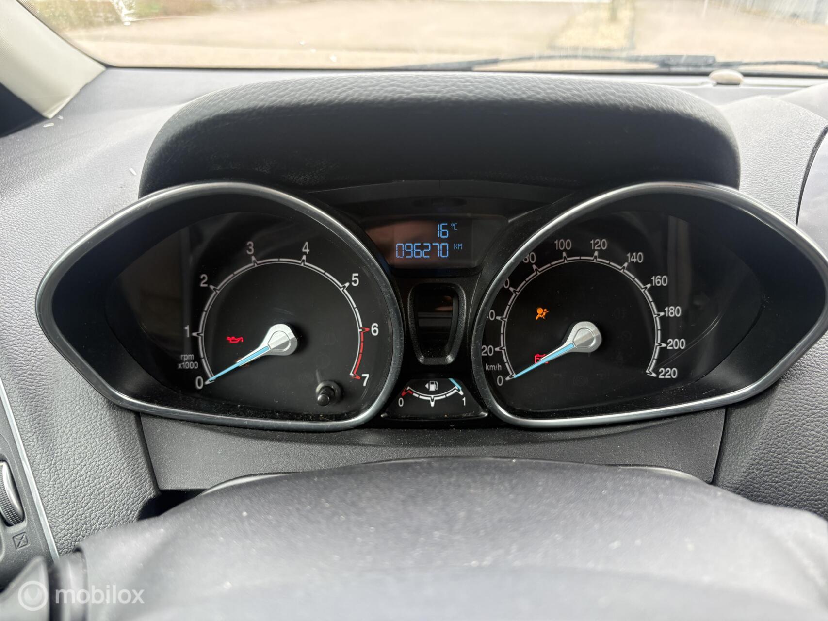 Foto van Ford B-max