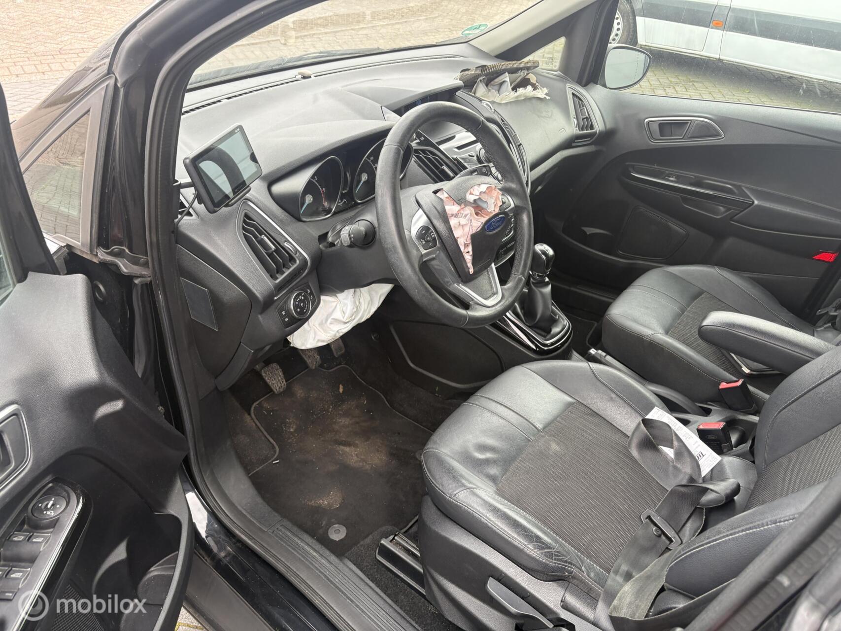 Foto van Ford B-max