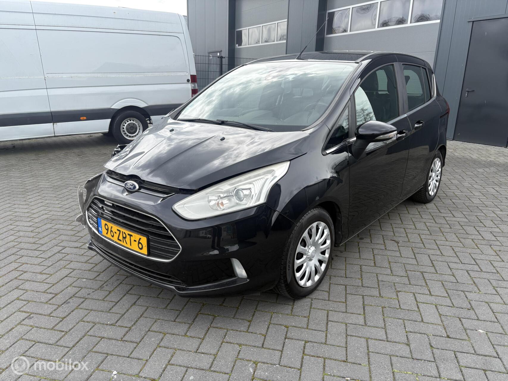 Ford B-max 1.0 EcoBoost Trend 2013 - voorkant