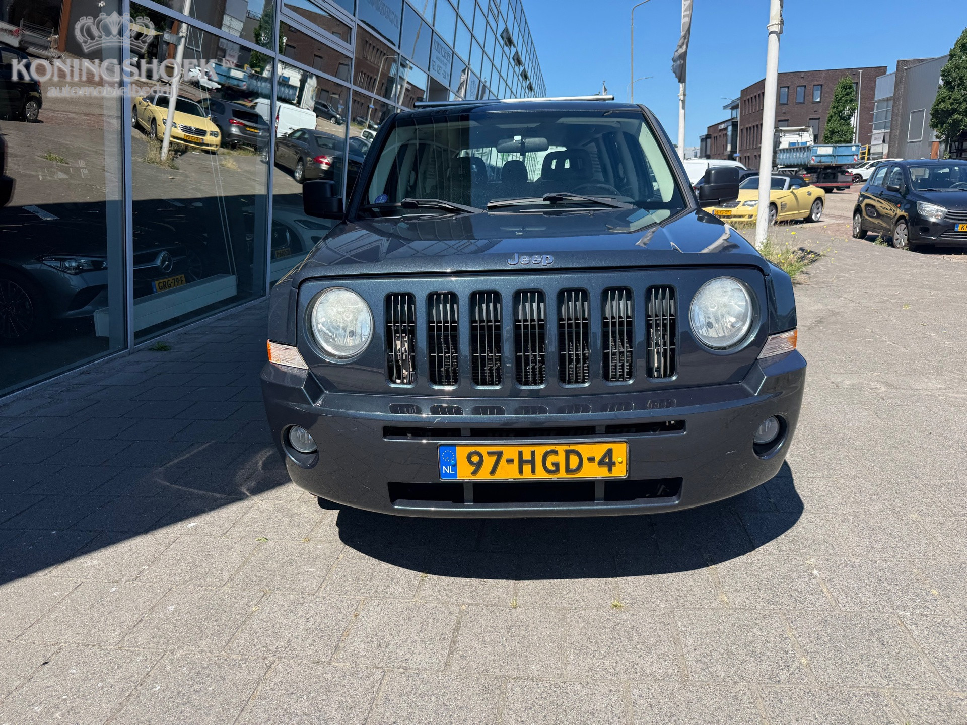 Foto van Jeep Patriot