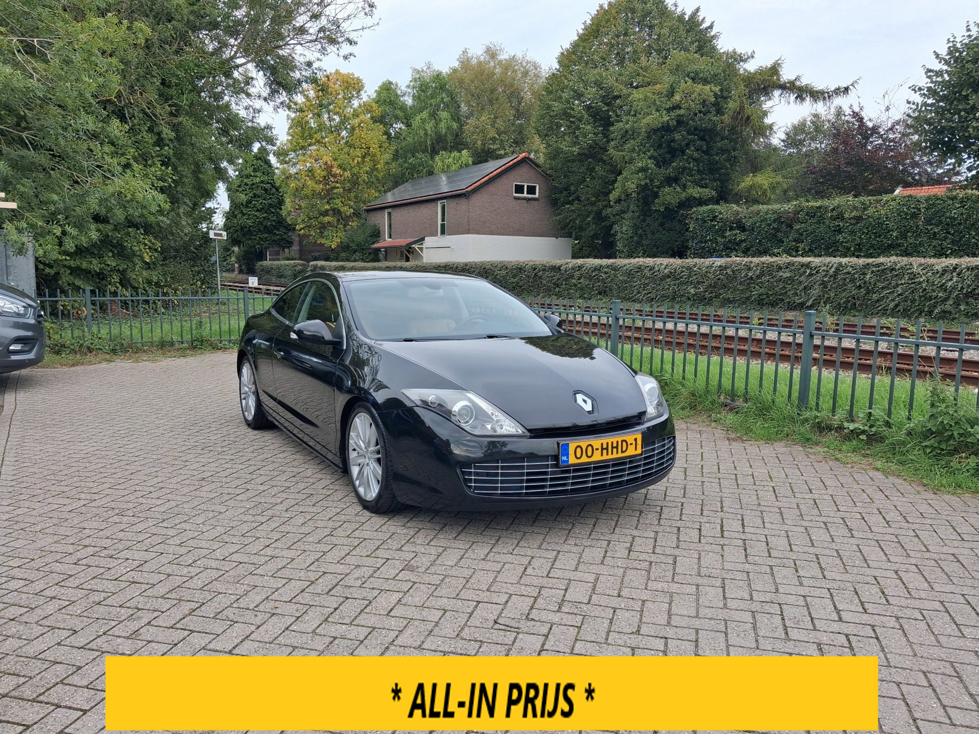 Renault Laguna 3.5 V6 Initiale AUTOMAAT leder  ALLINPRIJS 2008 - voorkant