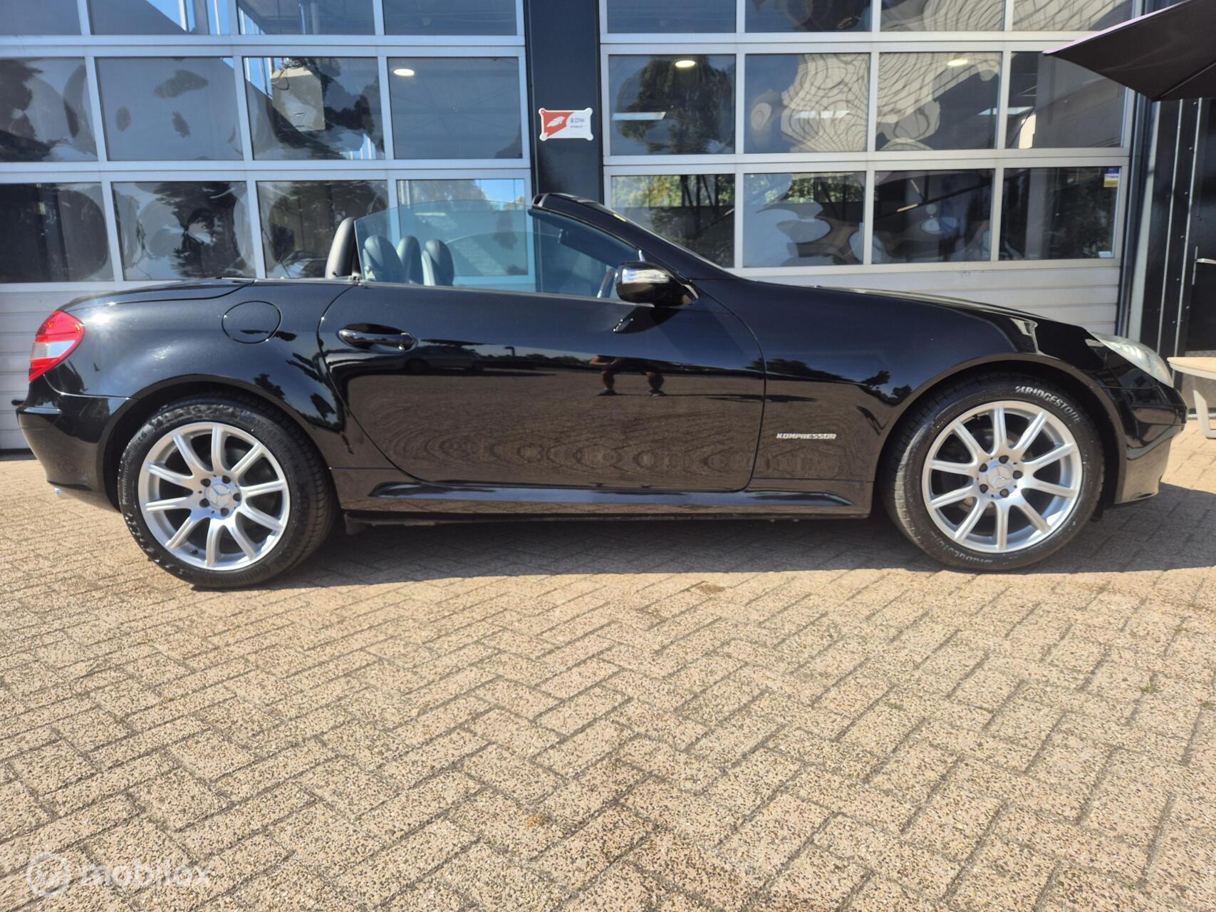 Foto van Mercedes-Benz SLK 200 Kompressor