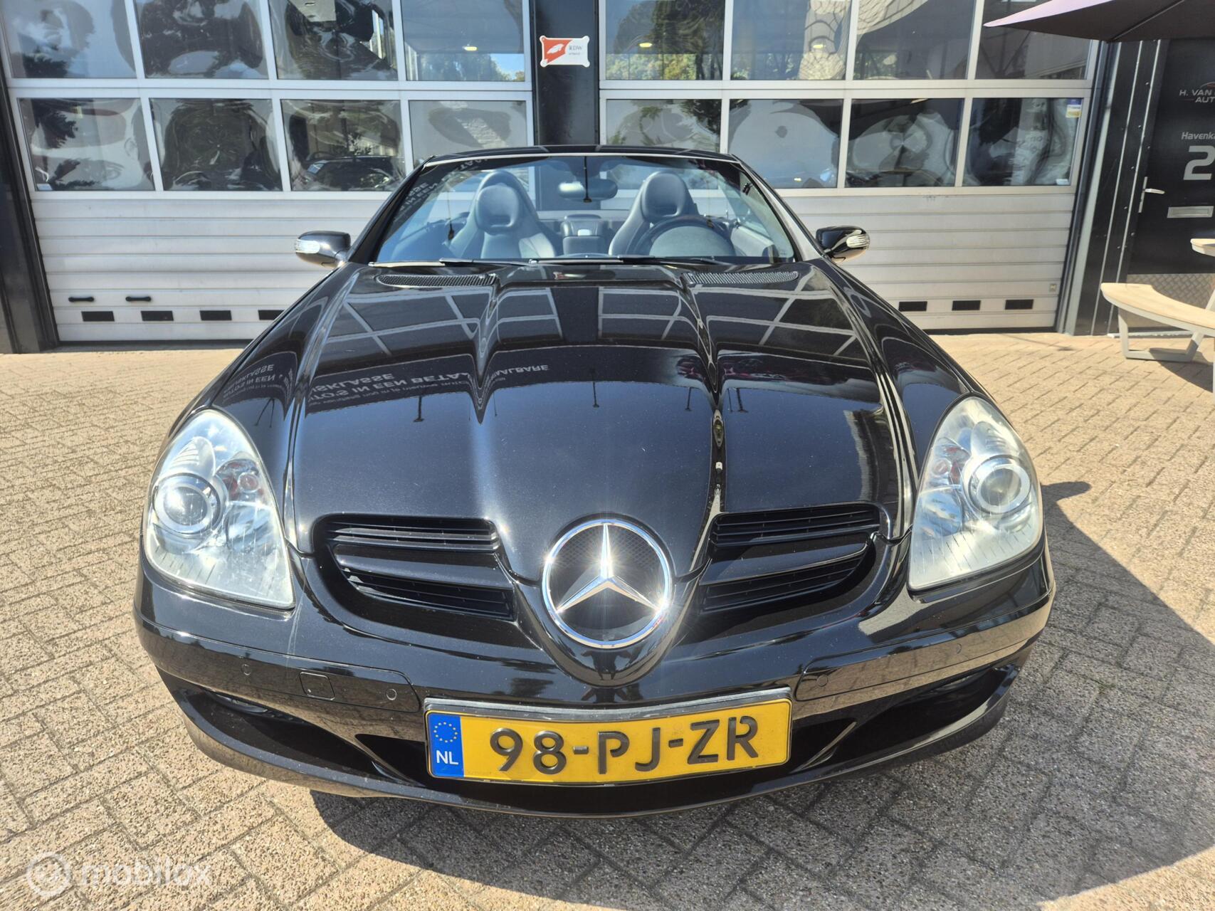 Foto van Mercedes-Benz SLK 200 Kompressor
