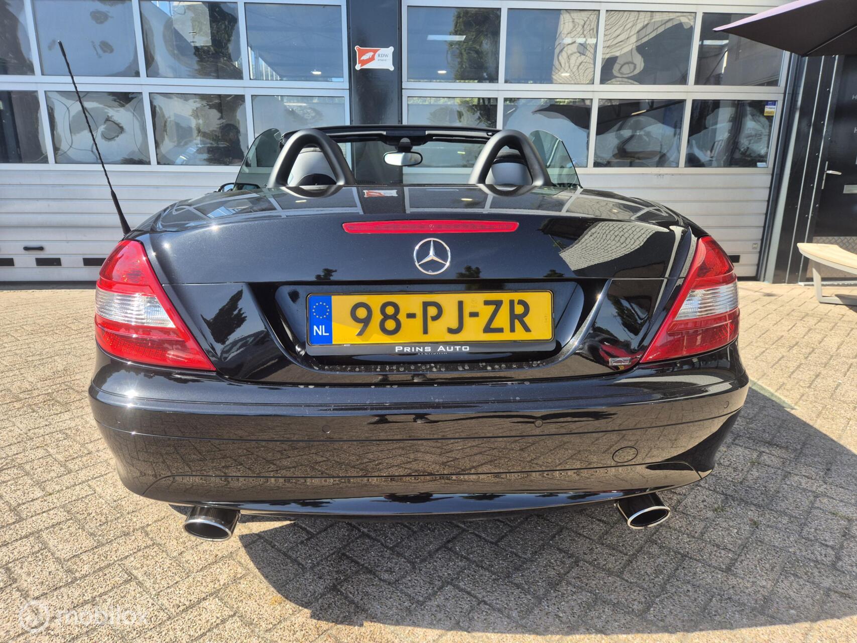 Foto van Mercedes-Benz SLK 200 Kompressor