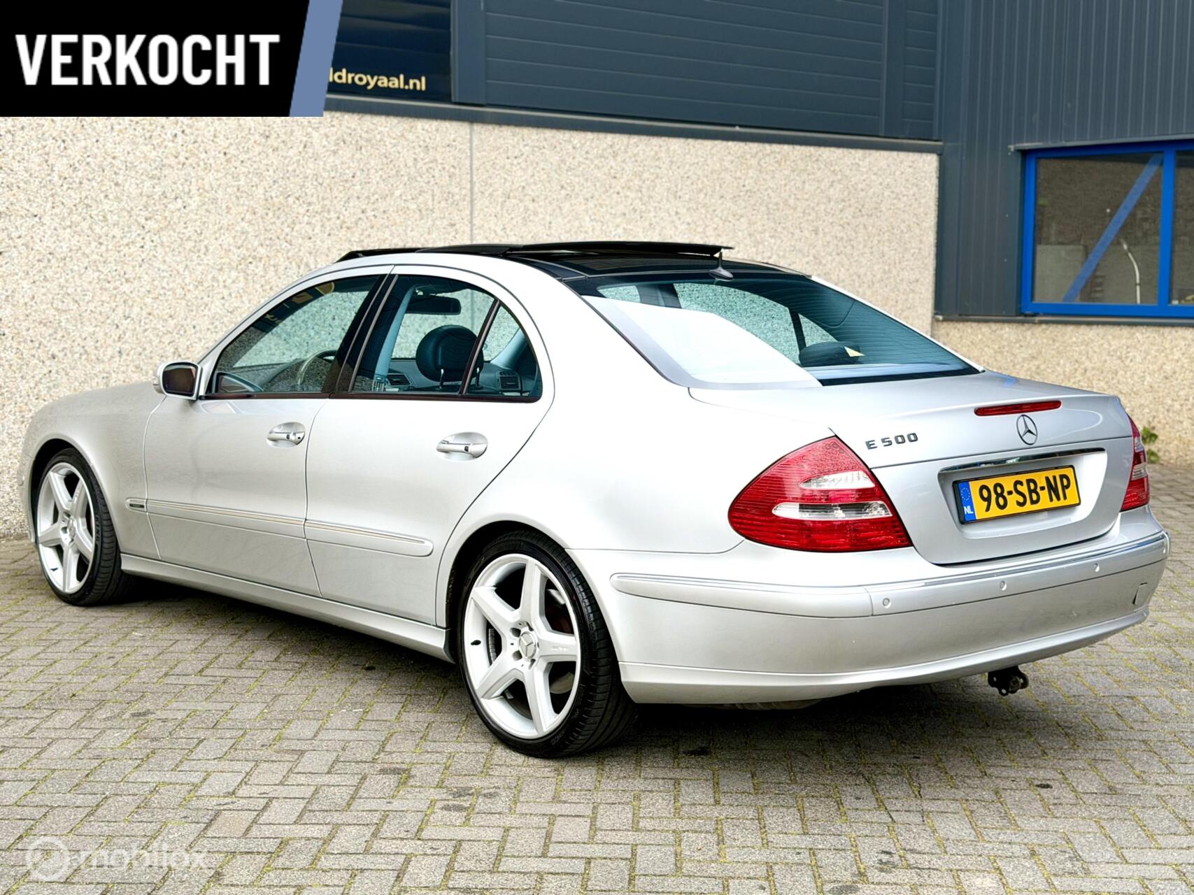 Foto van Mercedes-Benz E 500