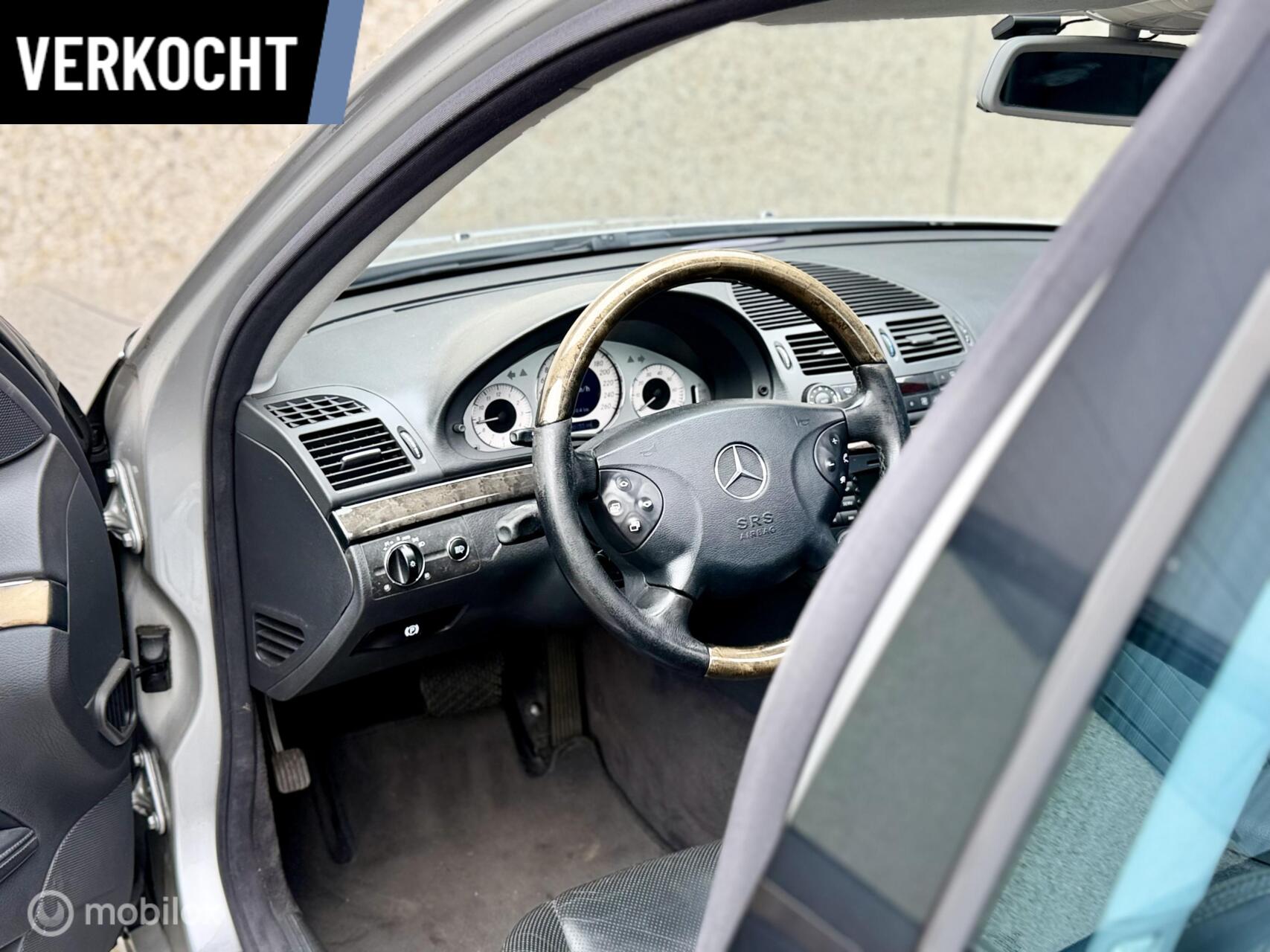 Foto van Mercedes-Benz E 500